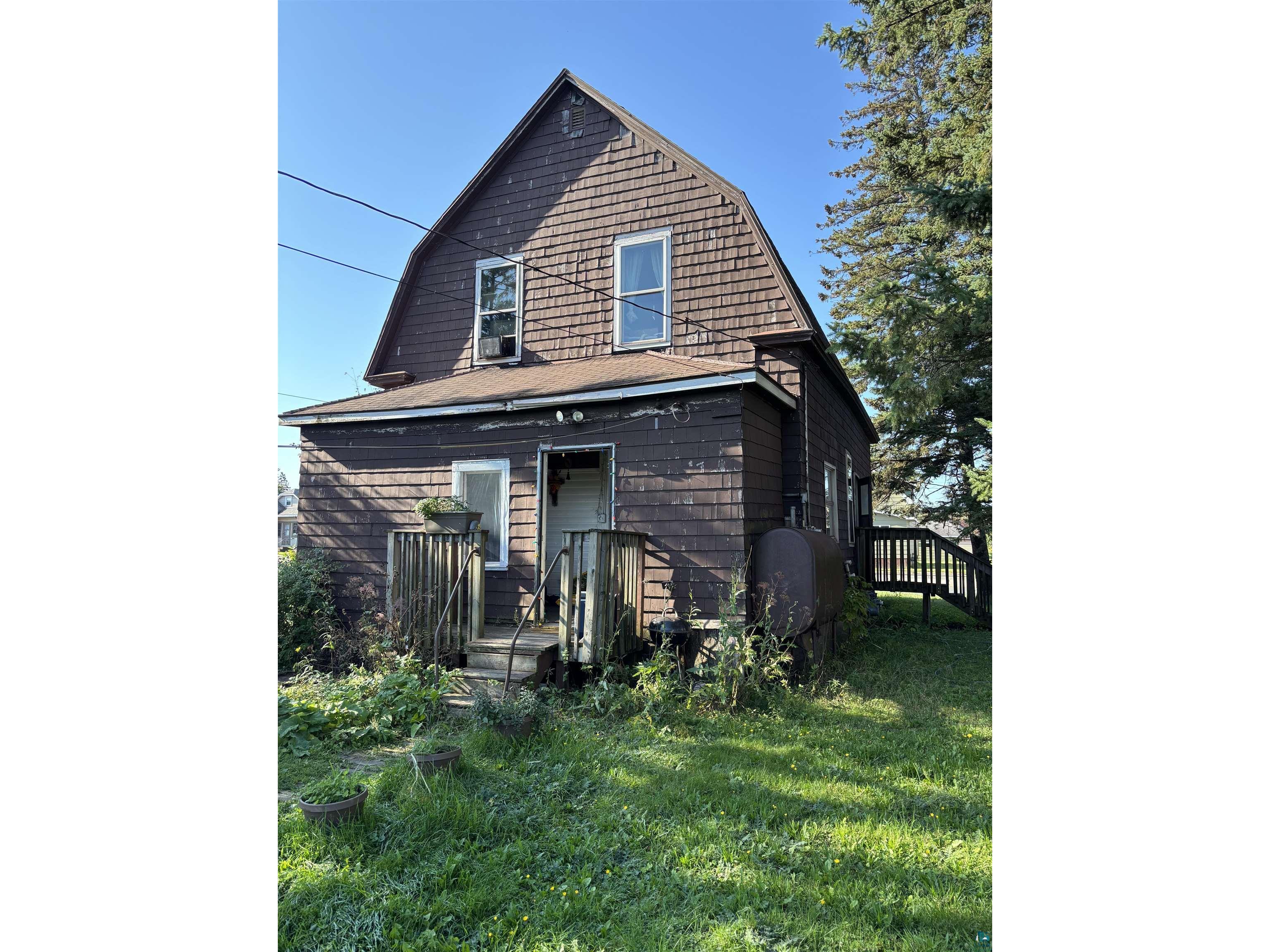 4031 E 2nd St Superior WI 54880 6124293 image1