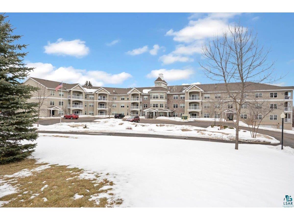 4042 Haines Rd Duluth MN 55810 6107705 image1