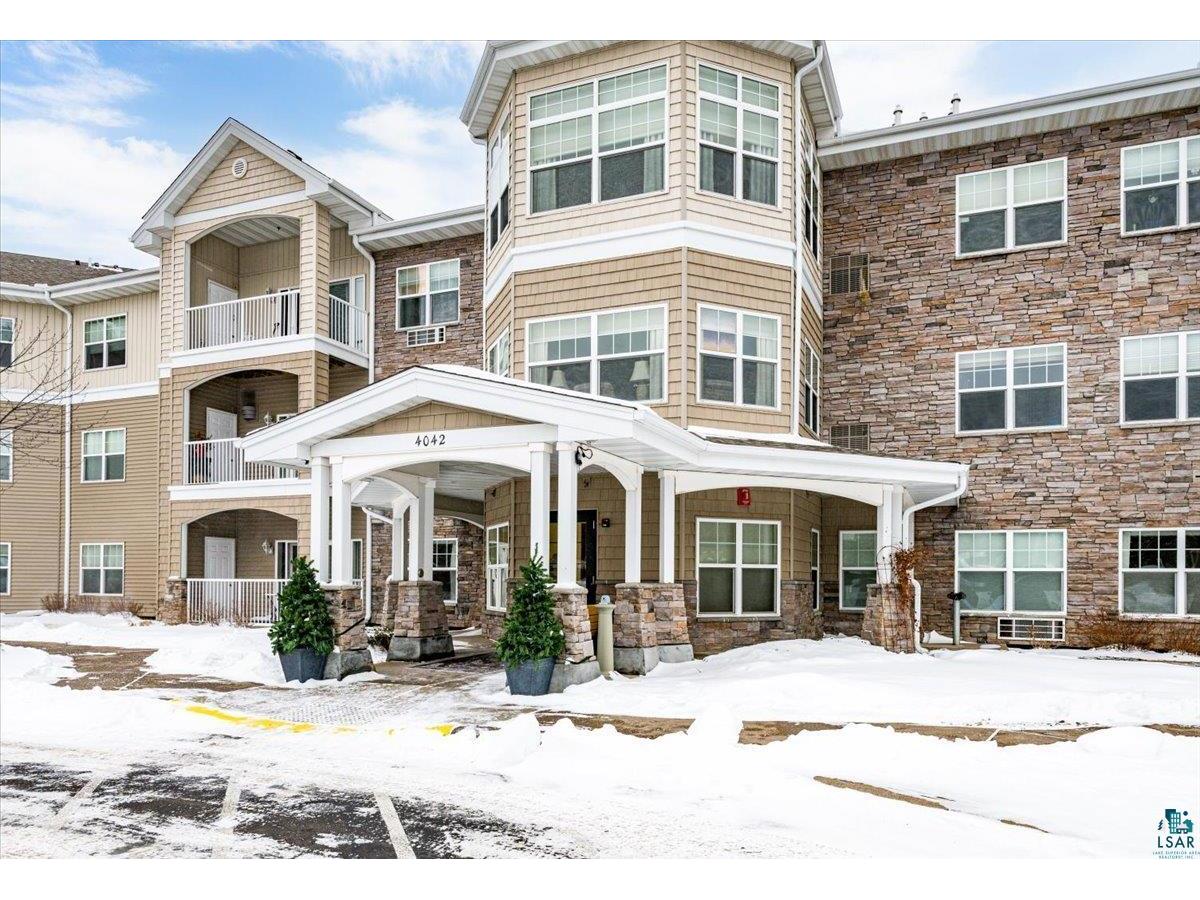 4042 Haines Rd Duluth MN 55811 6117525 image1