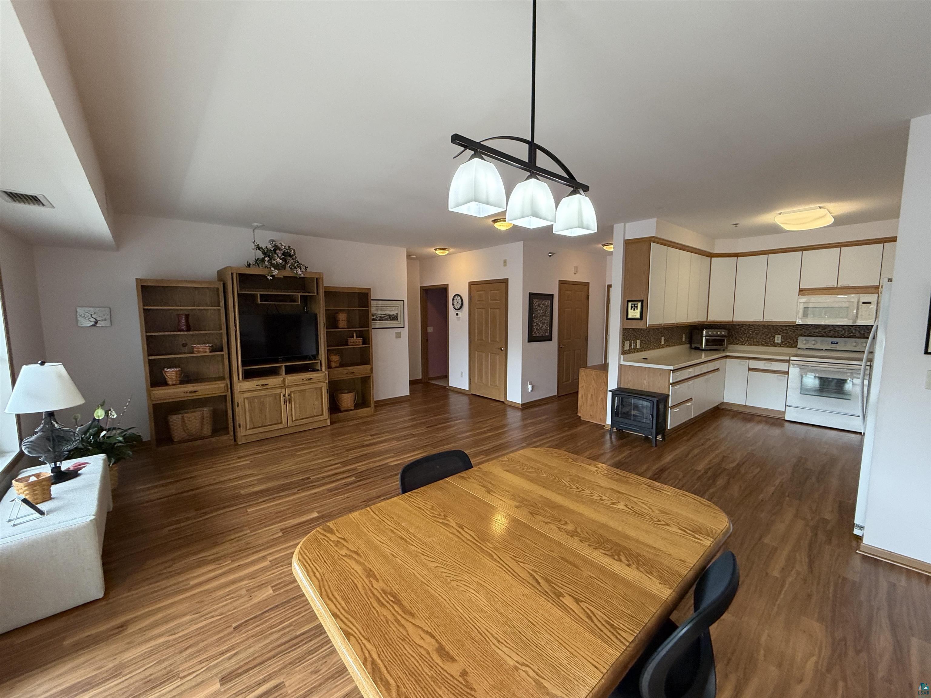 4042 Haines Rd Duluth MN 55811 6125403 image2