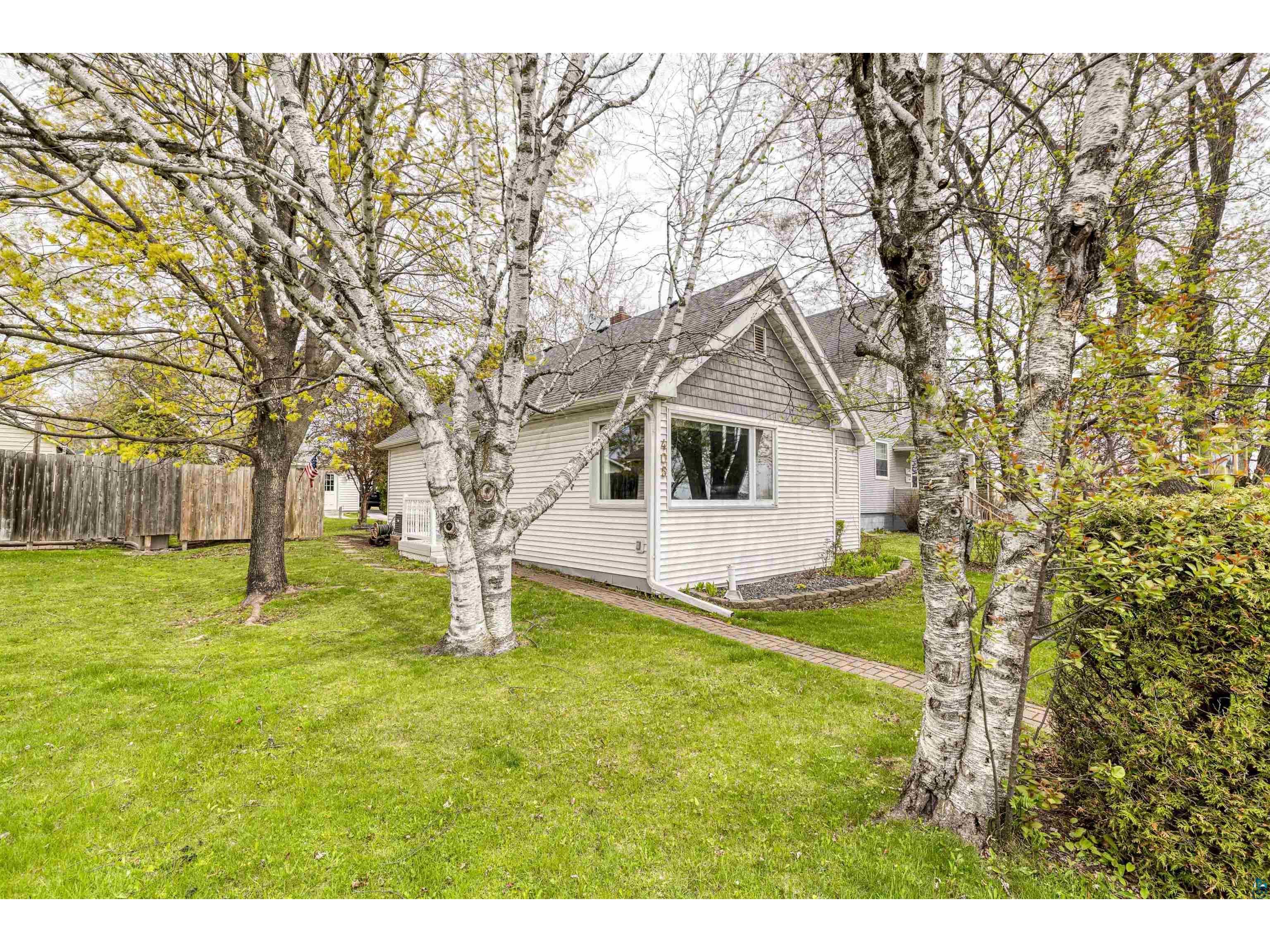 405 10th Ave Two Harbors MN 55616 6119520 image1