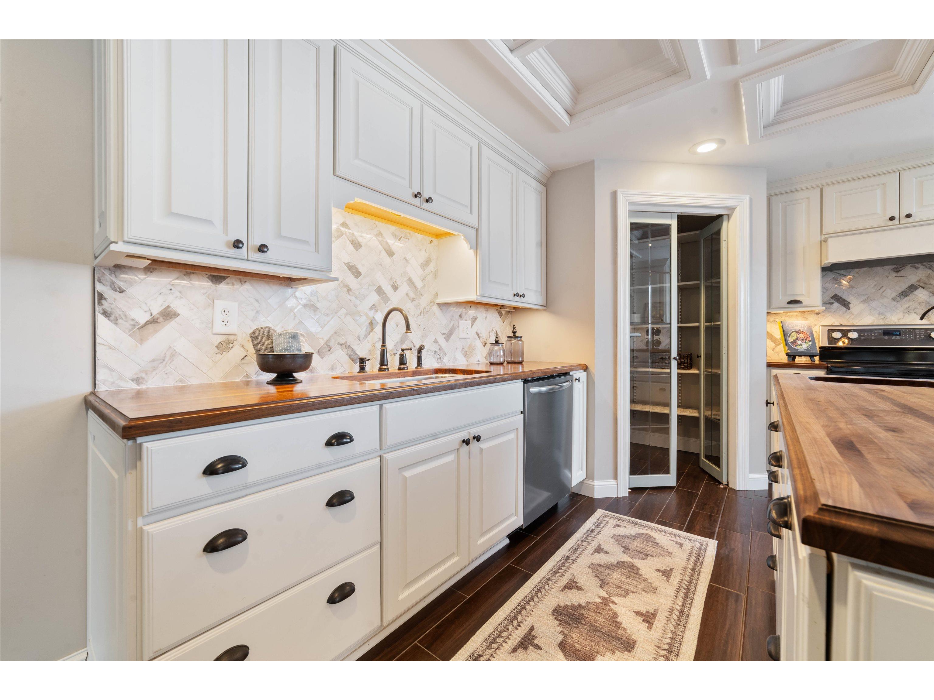 405 7th St S Virginia MN 55792 6122296 image17