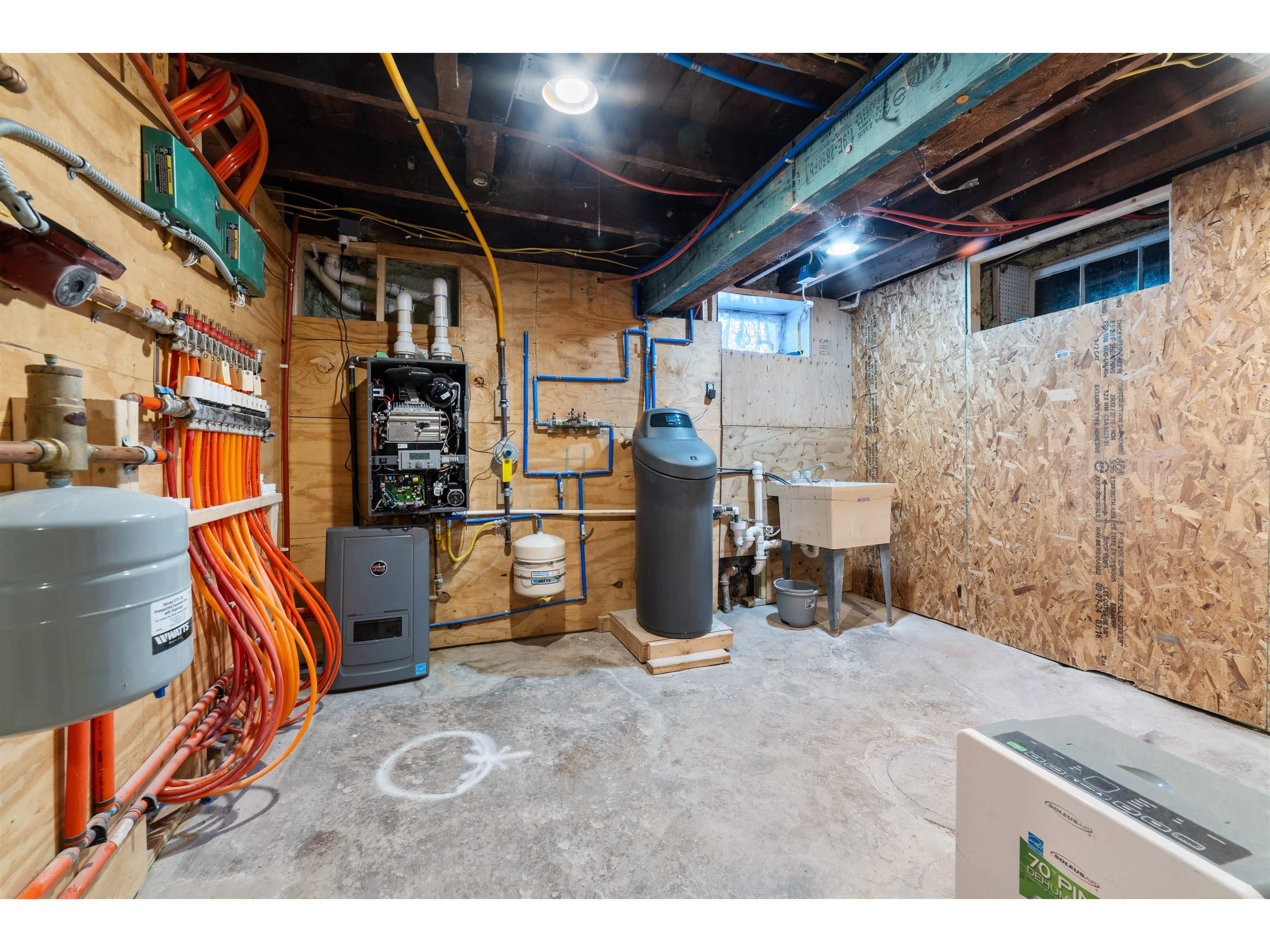 405 7th St S Virginia MN 55792 6122296 image37