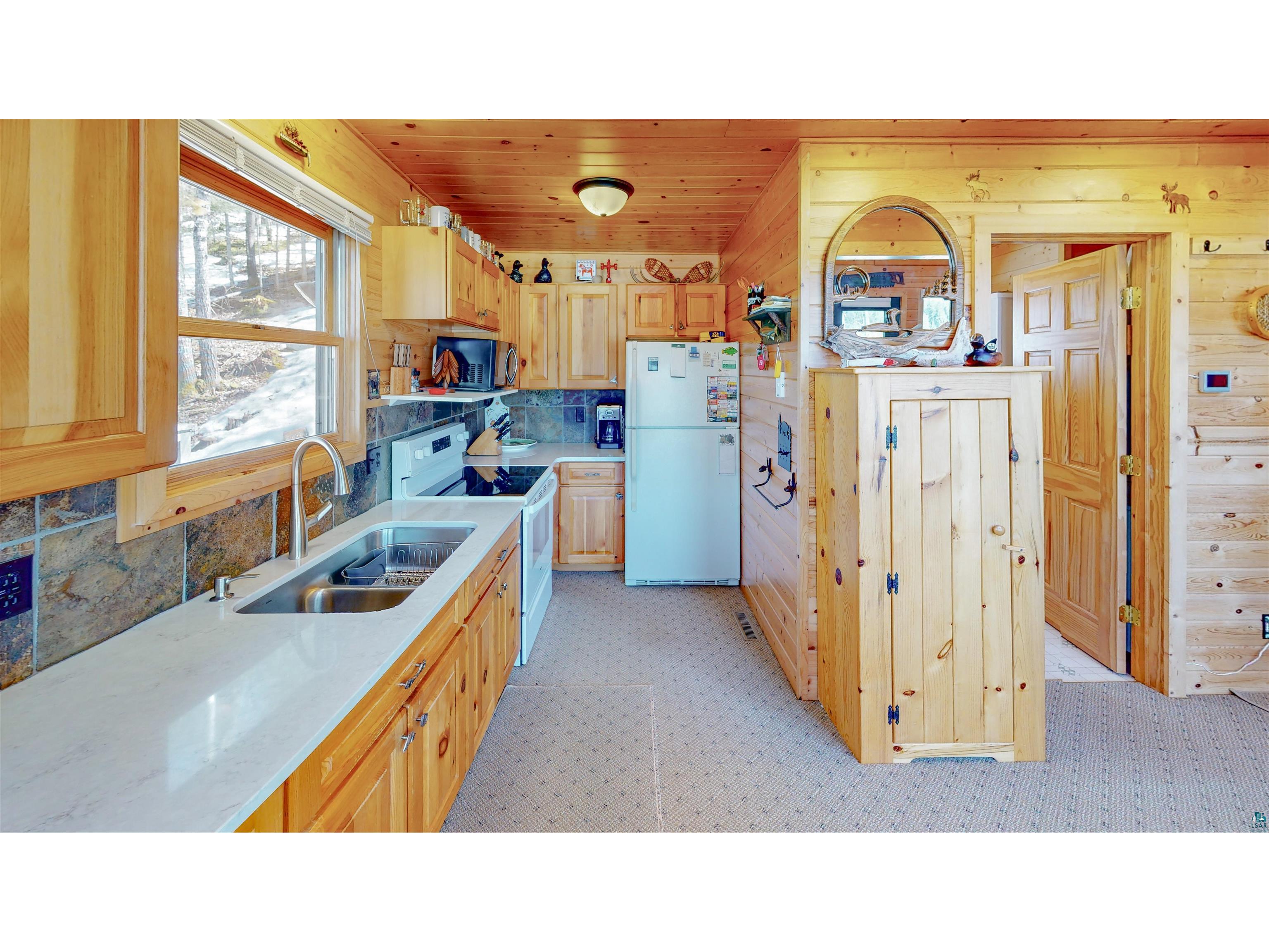 41 S Bearskin Rd Grand Marais MN 55604 - Bearskin Lake 6124820 image4