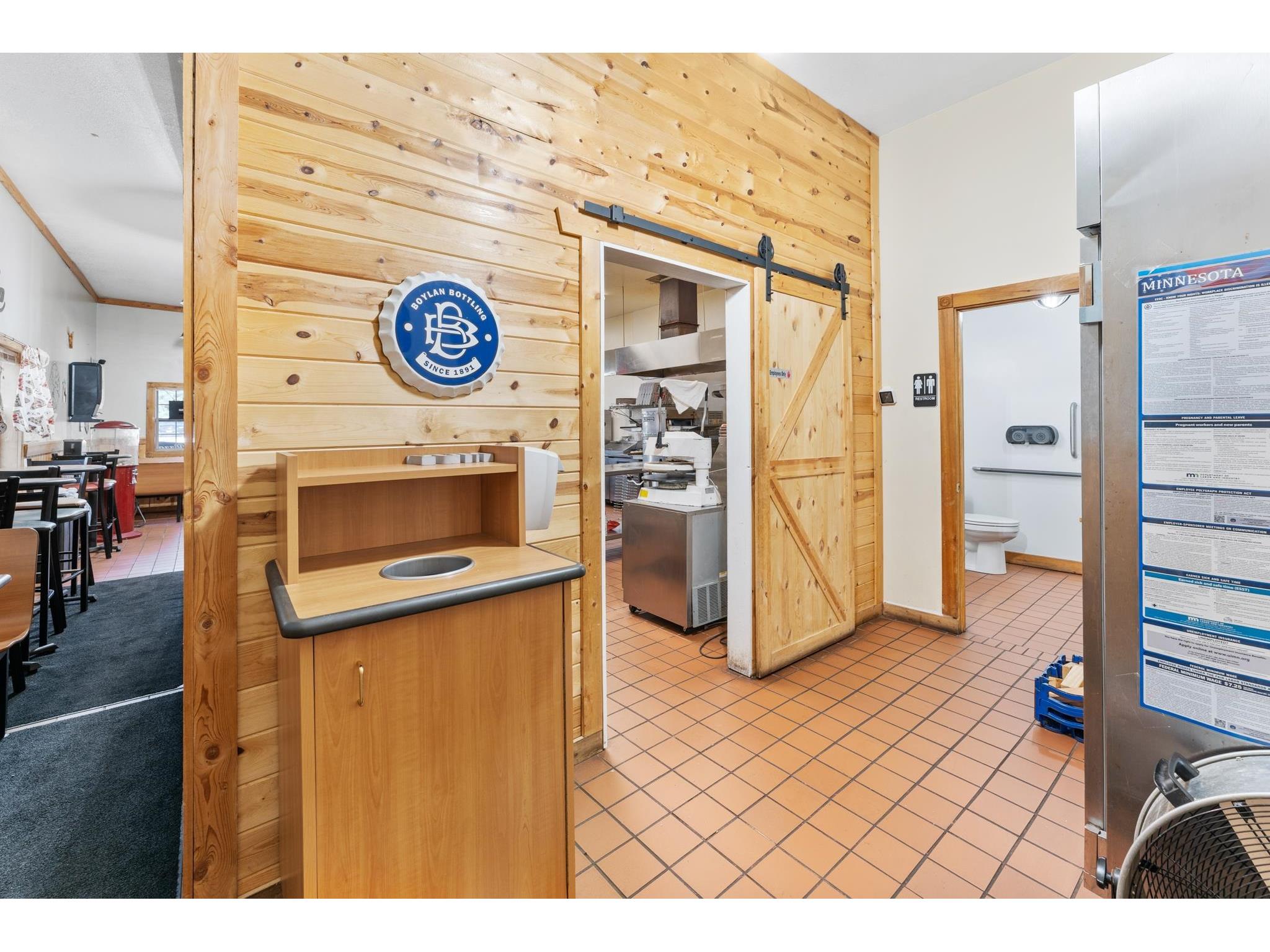 410 Main St Sandstone MN 55072 6121492 image11