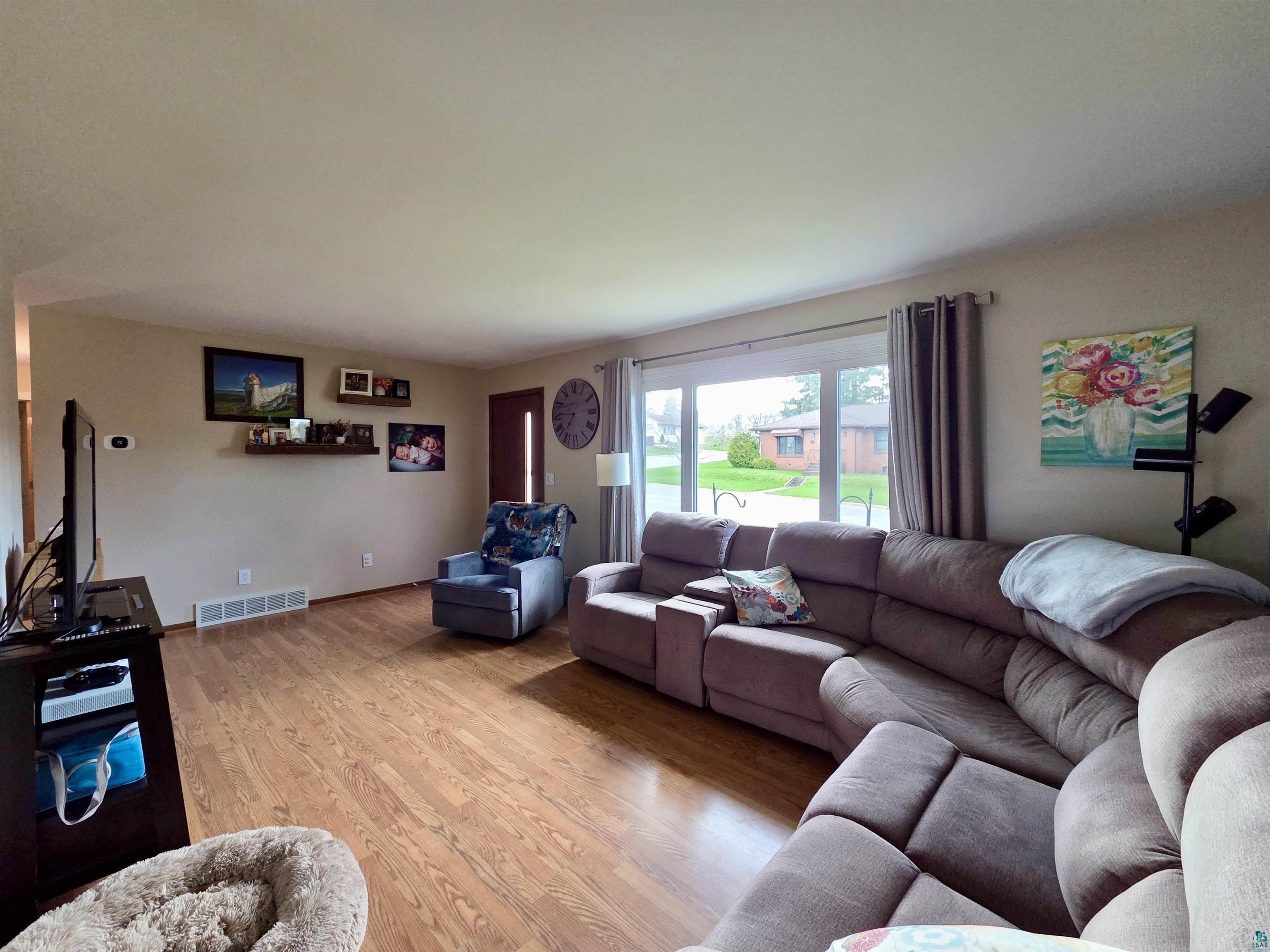410 N Summit St Gilbert MN 55741 6125112 image10