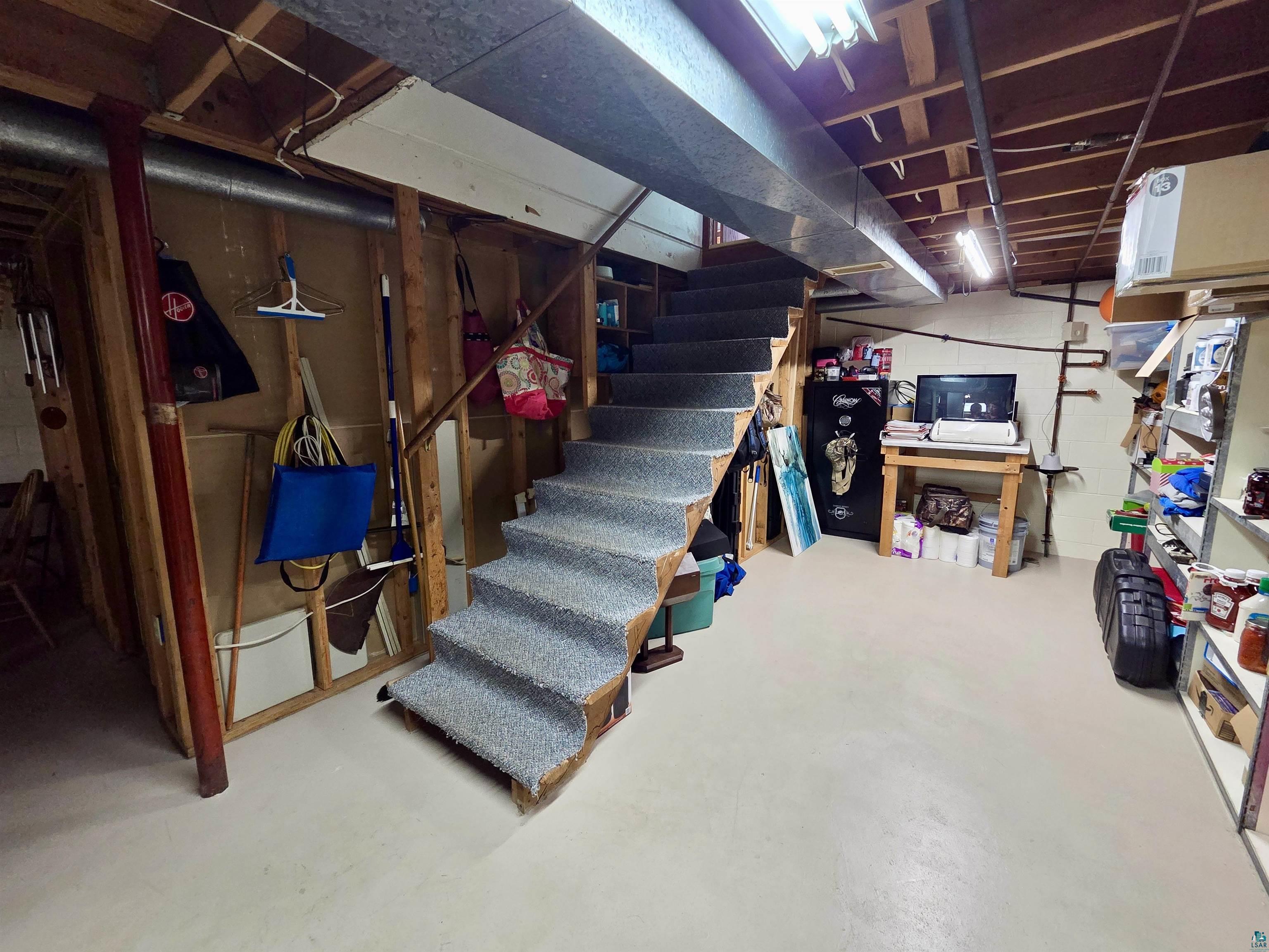 410 N Summit St Gilbert MN 55741 6125112 image24