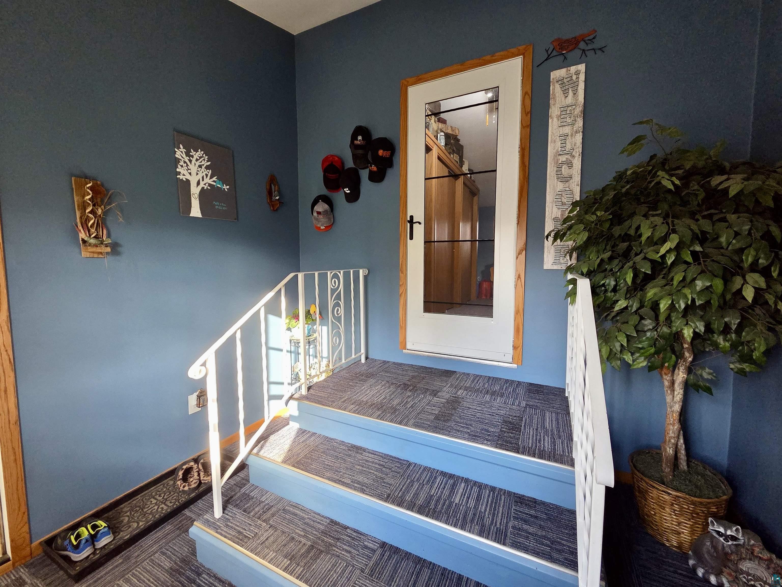 410 N Summit St Gilbert MN 55741 6125112 image4