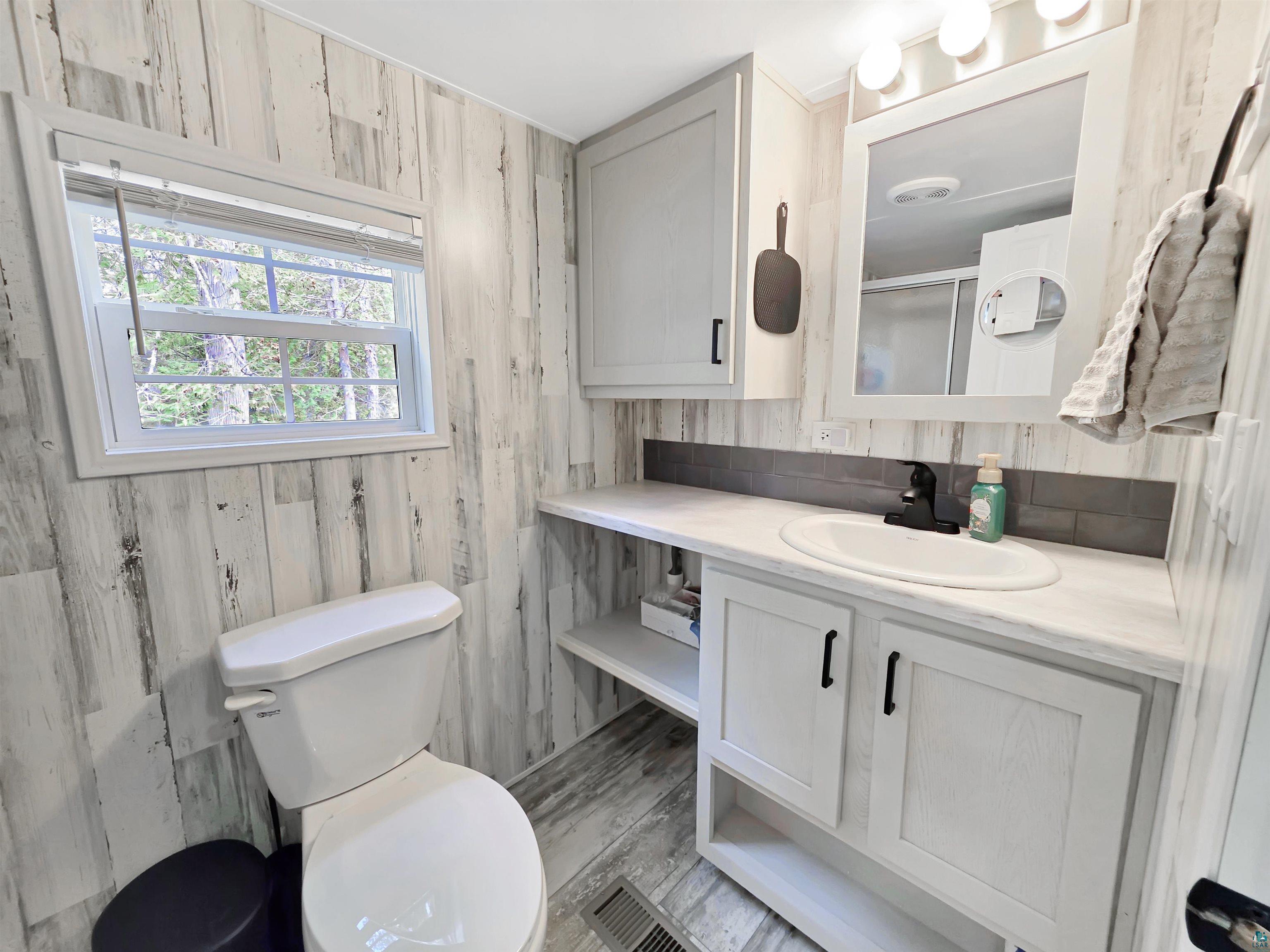 4102 Chippewa Tr Lapointe WI 54850 - Lake Superior 6125576 image11