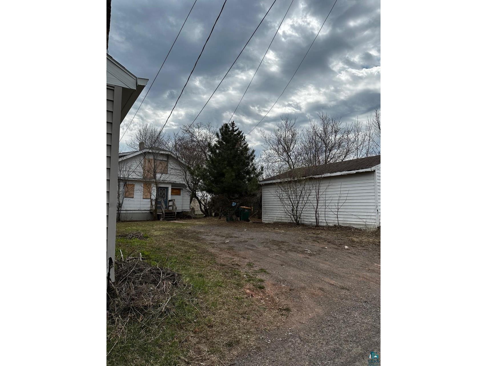 4105 Grand Ave Duluth MN 55807 6107945 image1