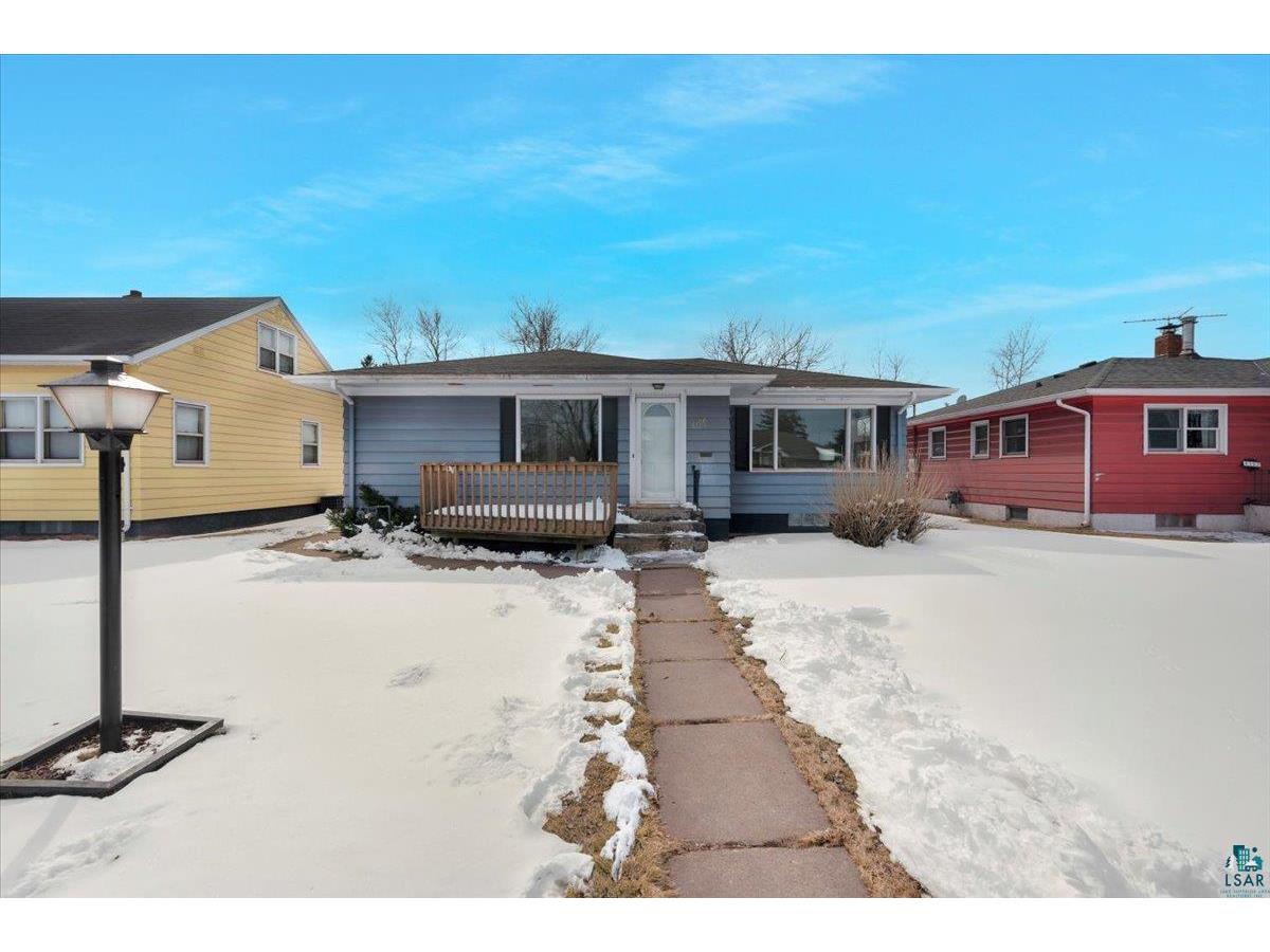4106 E 3rd St Superior WI 54880 6124018 image1