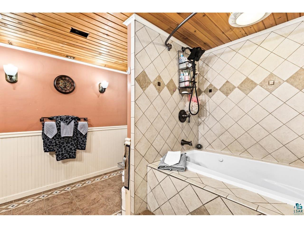 4108 Trinity Rd Duluth MN 55811 6125957 image36