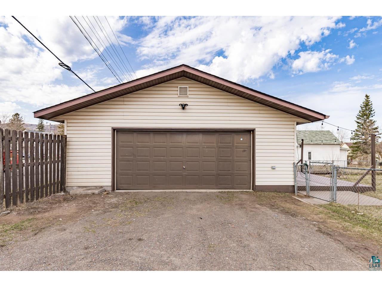 411 N 52nd Ave W Duluth MN 55807 6124688 image38