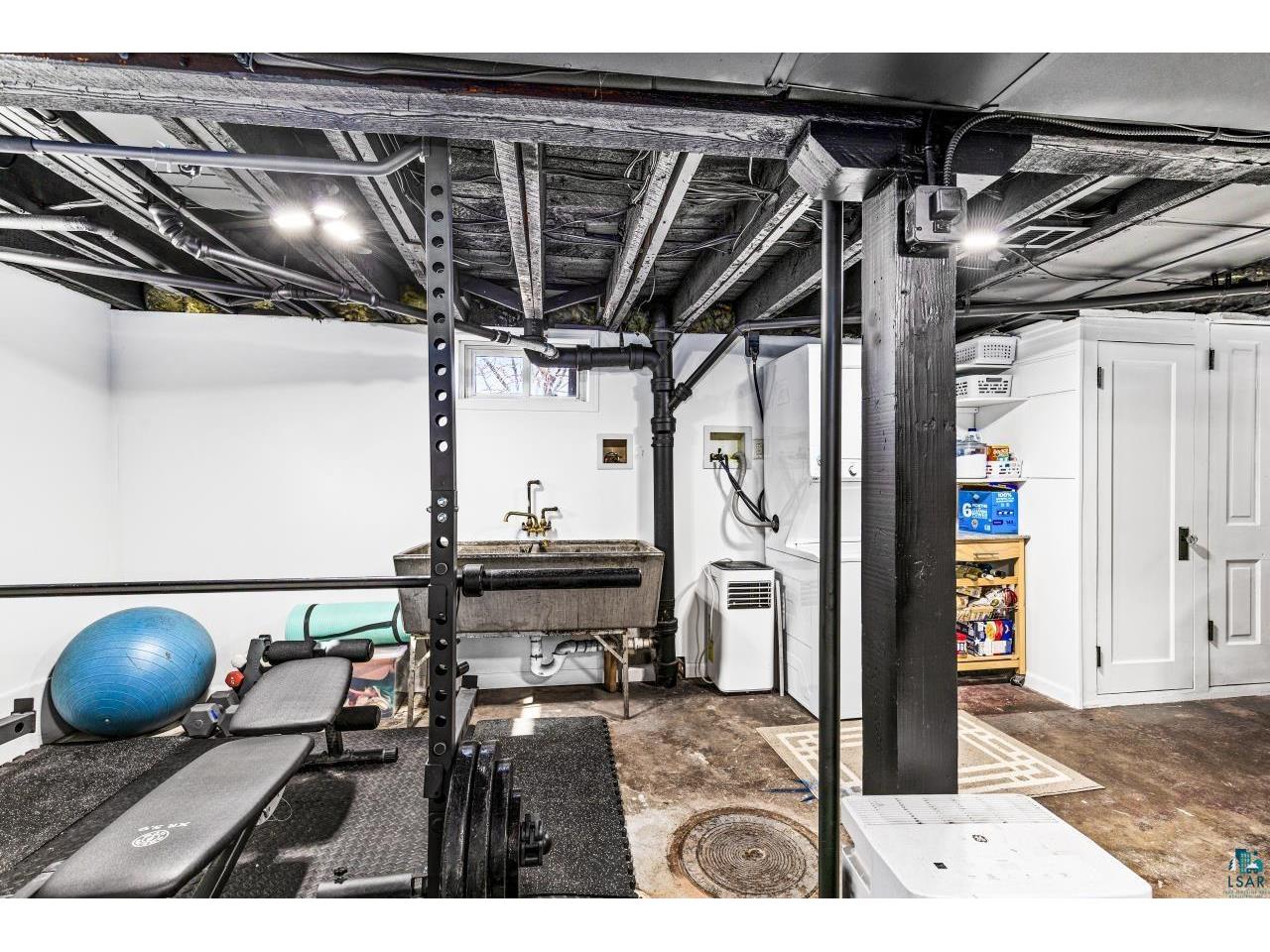 411 N 52nd Ave W Duluth MN 55807 6124719 image27