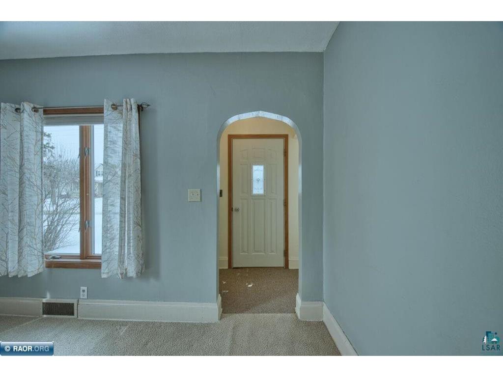 411 NW 9th St Chisholm MN 55719 6124131 image10