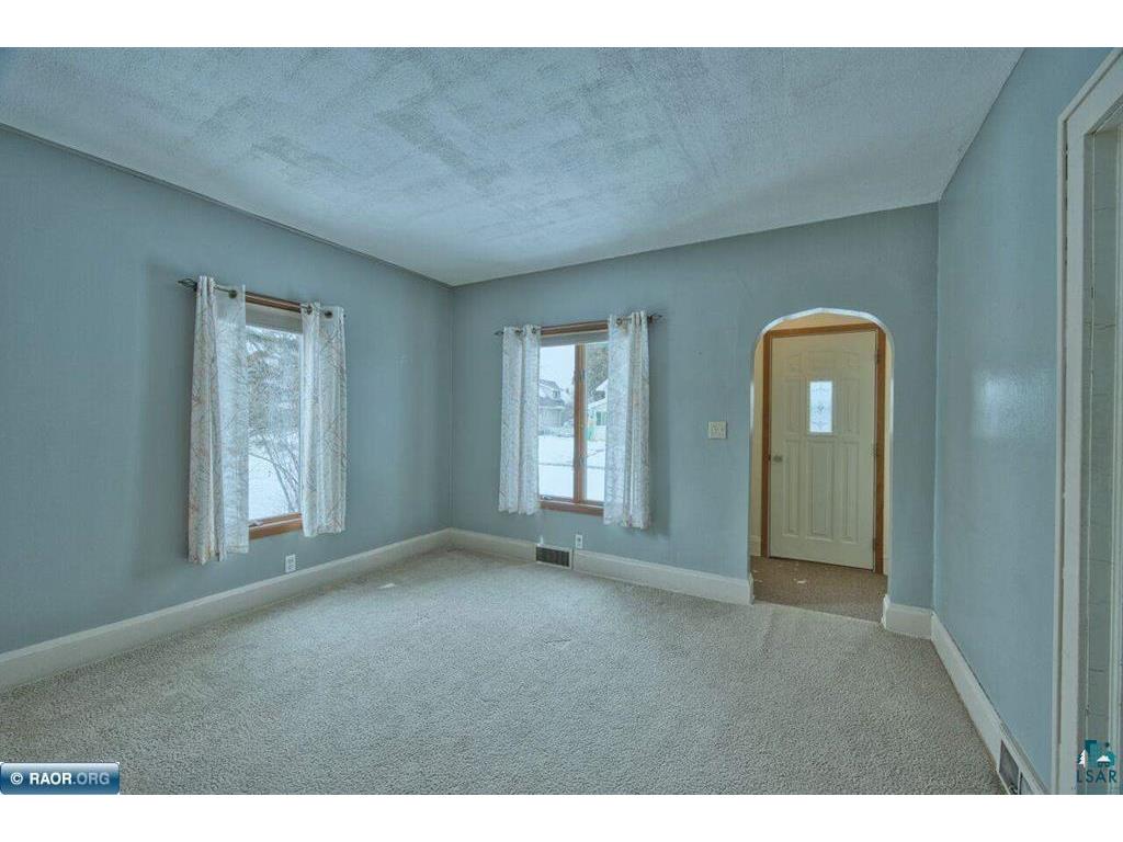 411 NW 9th St Chisholm MN 55719 6124131 image11