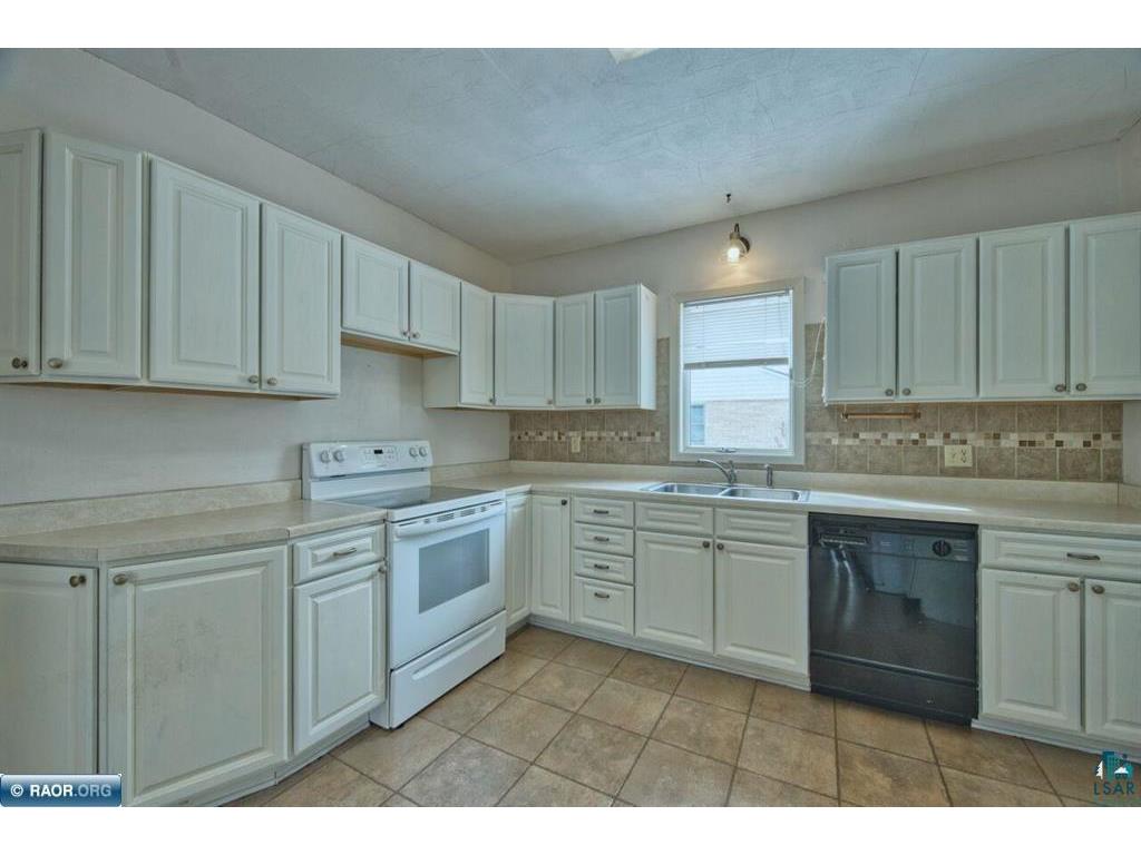 411 NW 9th St Chisholm MN 55719 6124131 image20