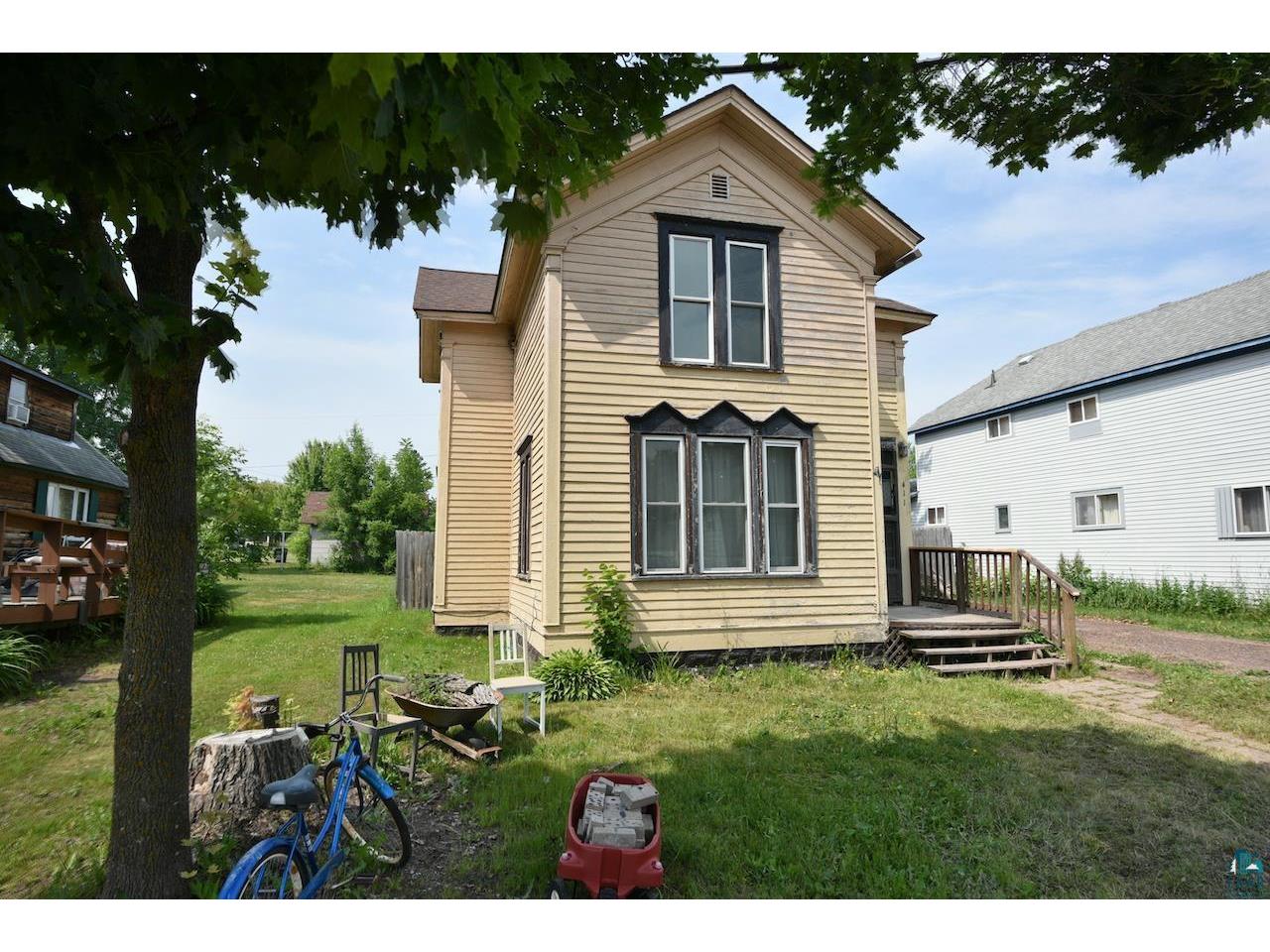 411 W Pine St Washburn WI 54891 6109010 image1