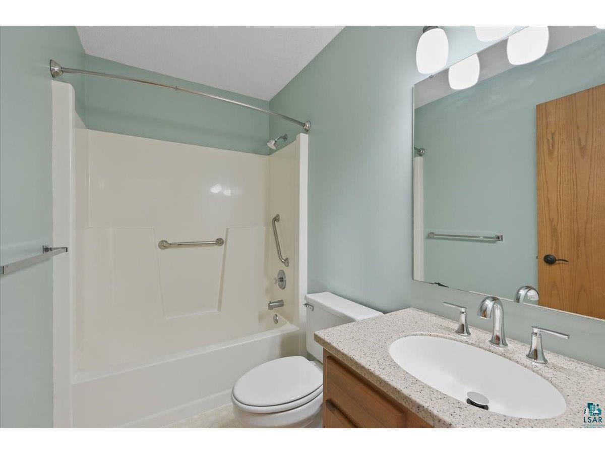 4113 Tioga St Duluth MN 55804 6126335 image15