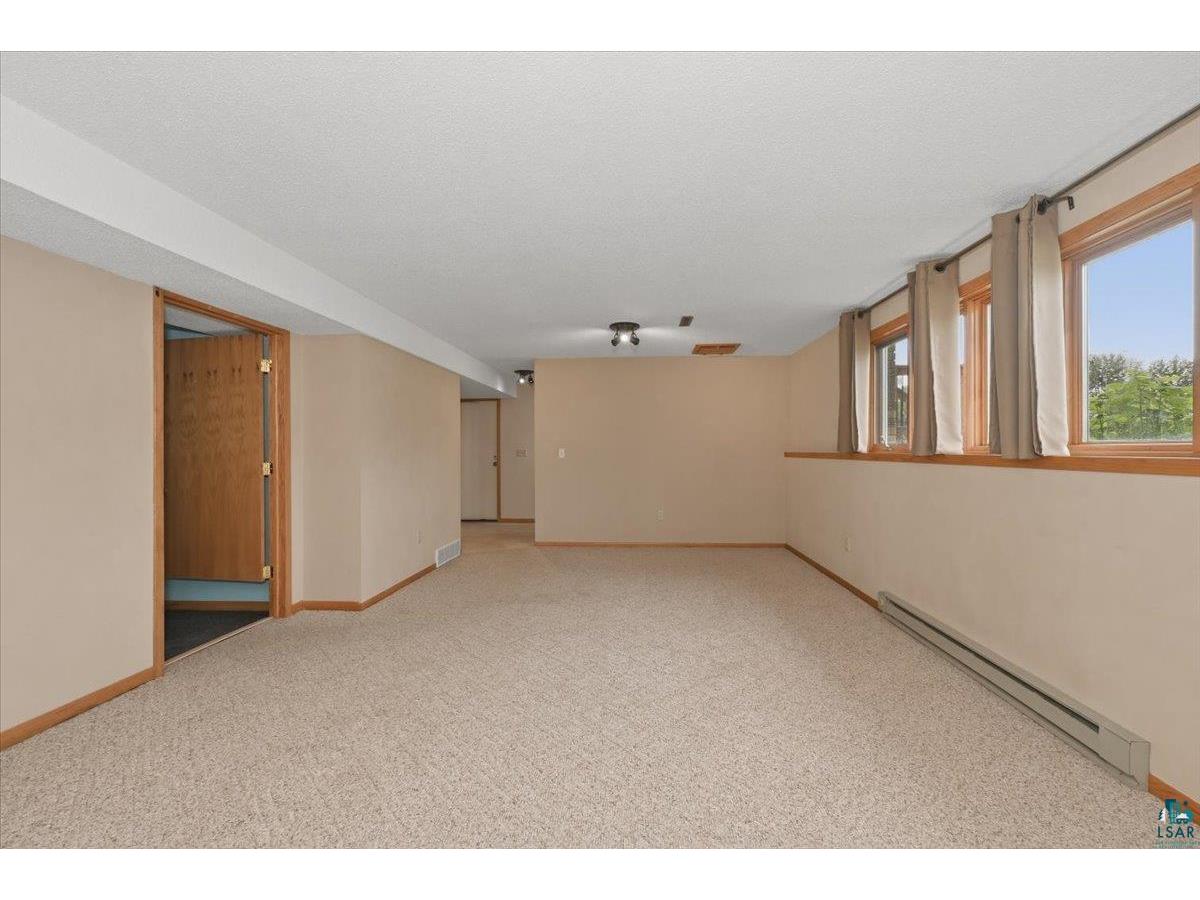 4113 Tioga St Duluth MN 55804 6126335 image23