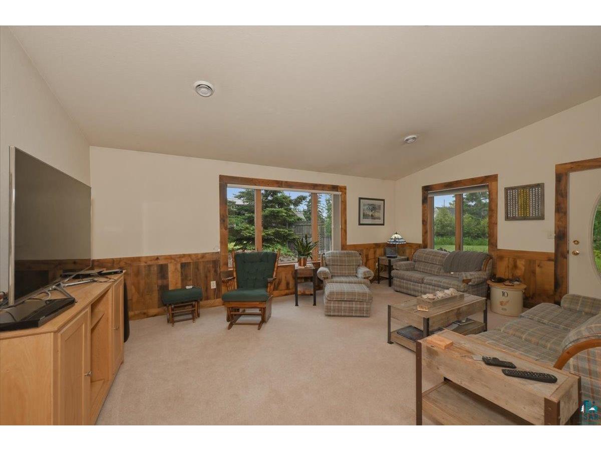 4119 E 1st St Superior WI 54880 6126194 image10
