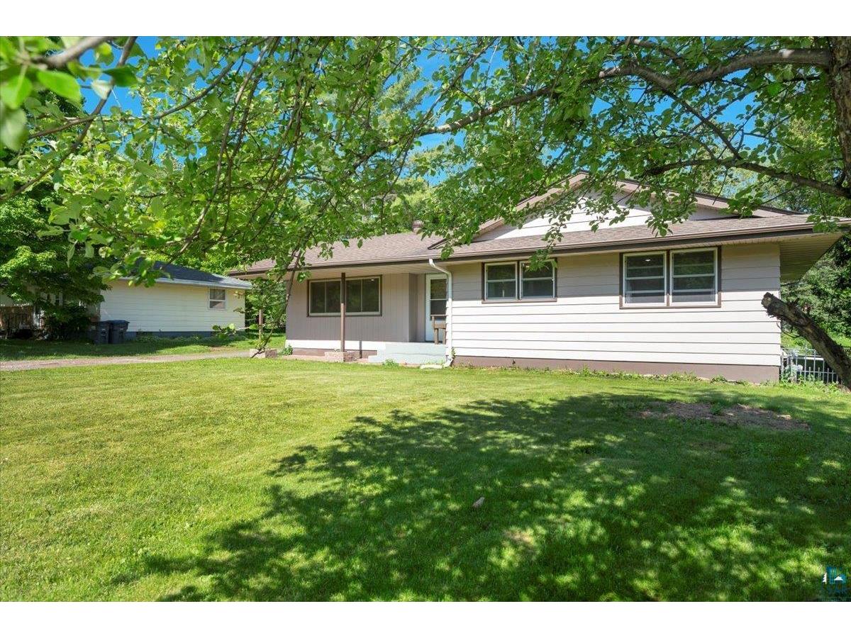 412 N Basswood Ave Duluth MN 55811 6114193 image1