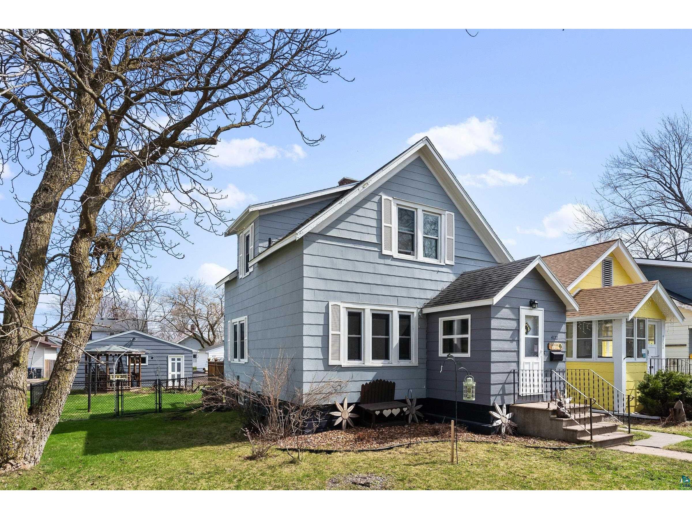 4122 W 8th St Duluth MN 55807 6107981 image1