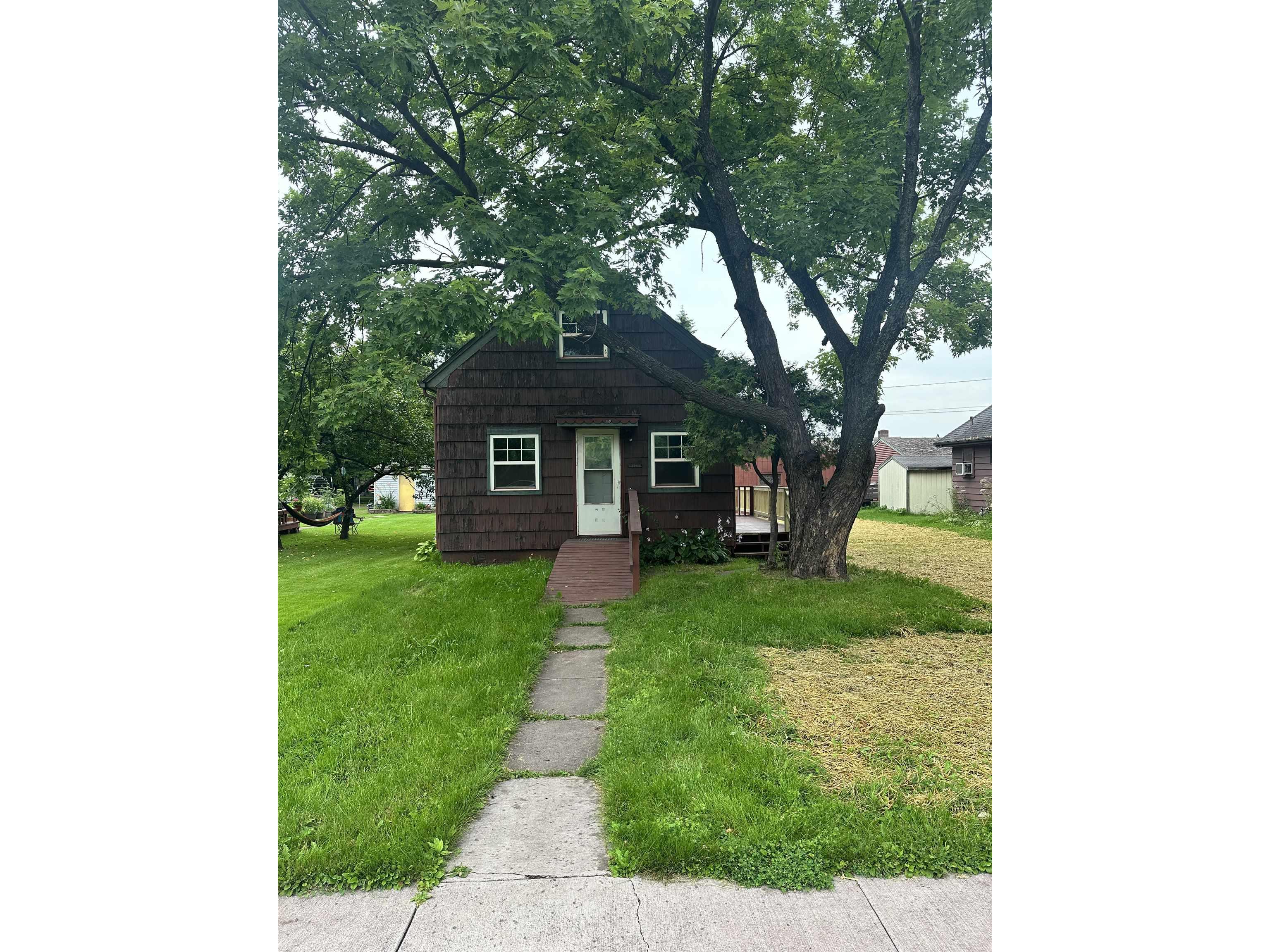 4125 E 4th St Superior WI 54880 6121261 image2