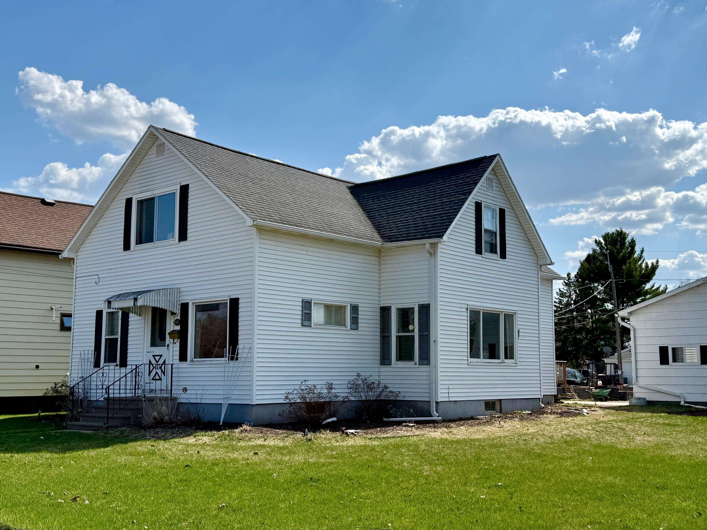 413 E 14th Ave Ashland WI 54806 6119407 image1