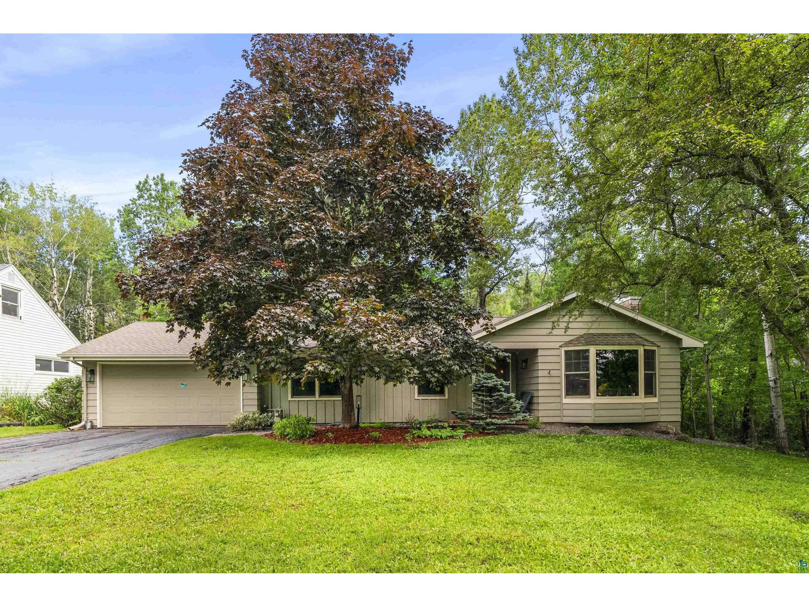 414 Pinewood Ln Duluth MN 55804 6114432 image1