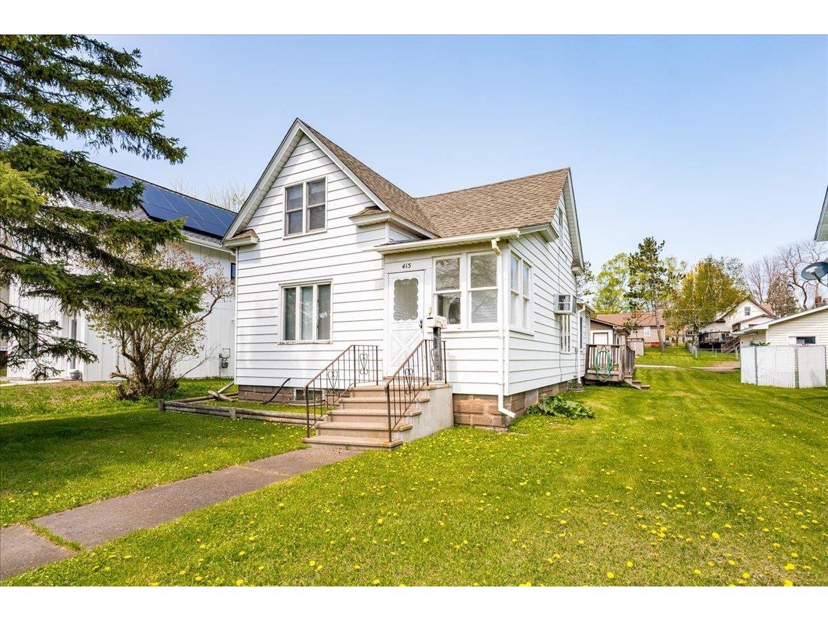 415 10th Ave Two Harbors MN 55616 6119624 image1