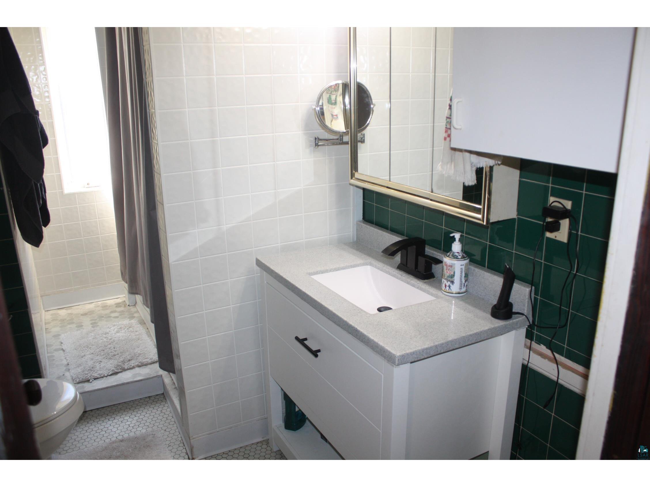 415 3rd Ave Eau Claire WI 54703 6124063 image55