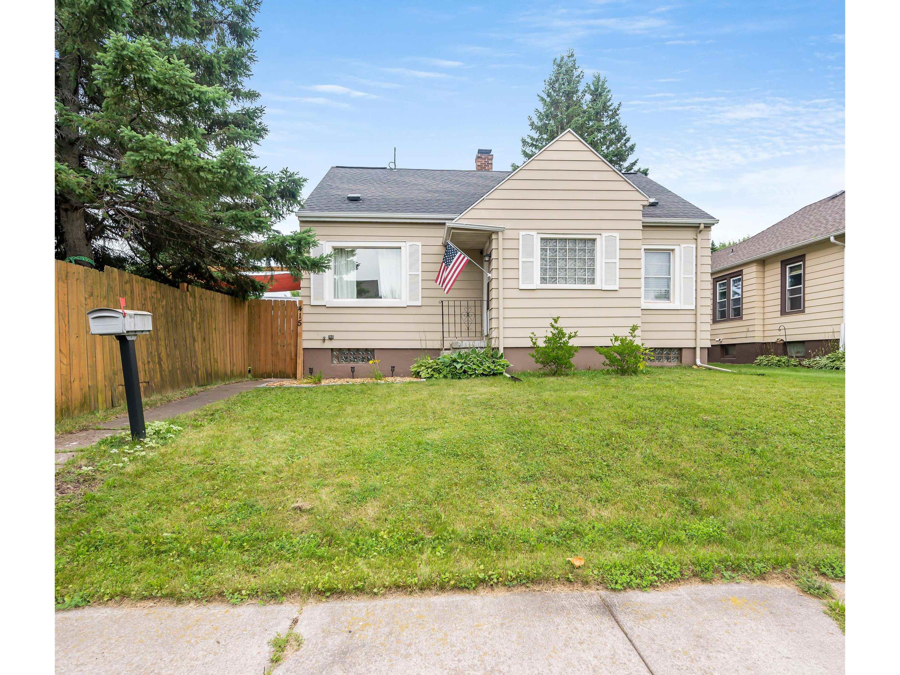 415 N 60th Ave W Duluth MN 55807 6121483 image1