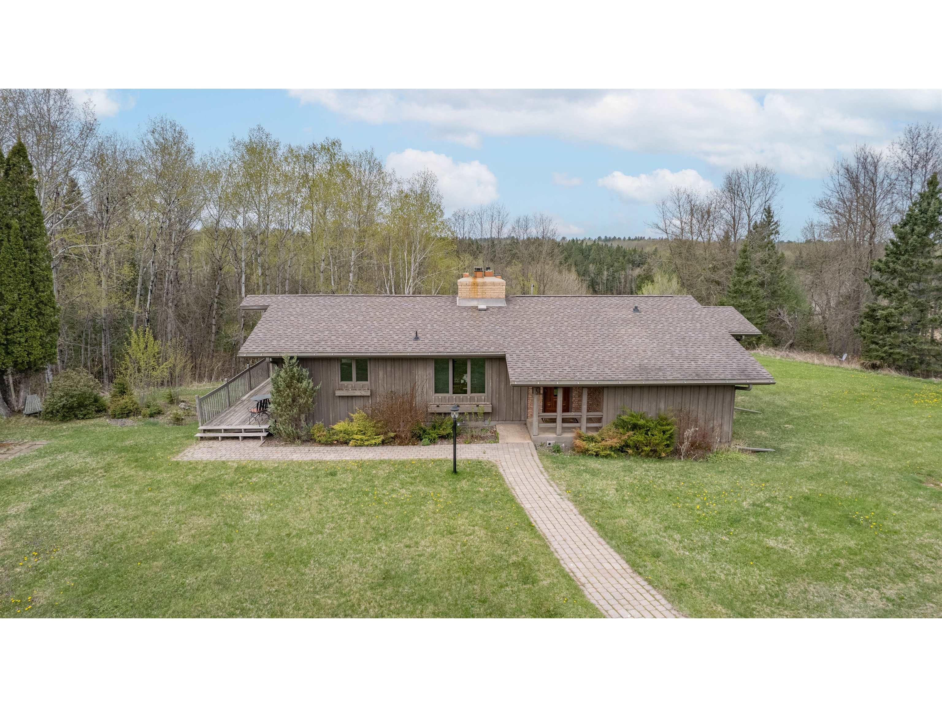 4153 E Lindberg Rd Superior WI 54880 6119490 image1