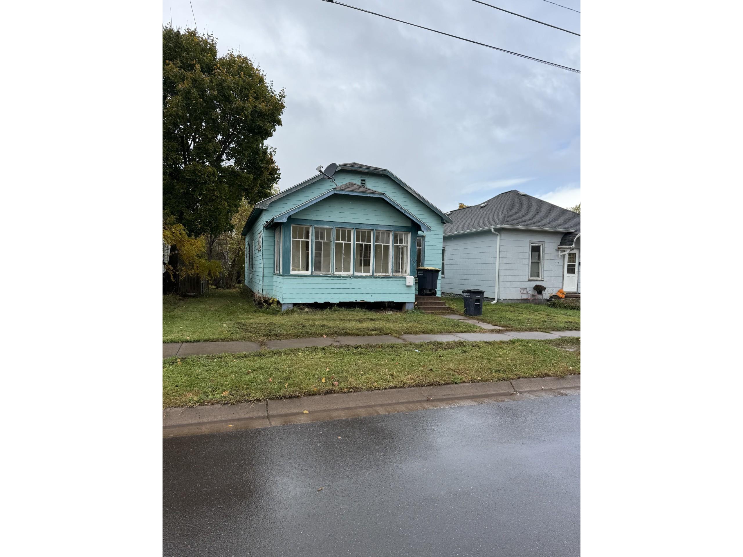 417 E 3rd St Ashland WI 54806 6122602 image1