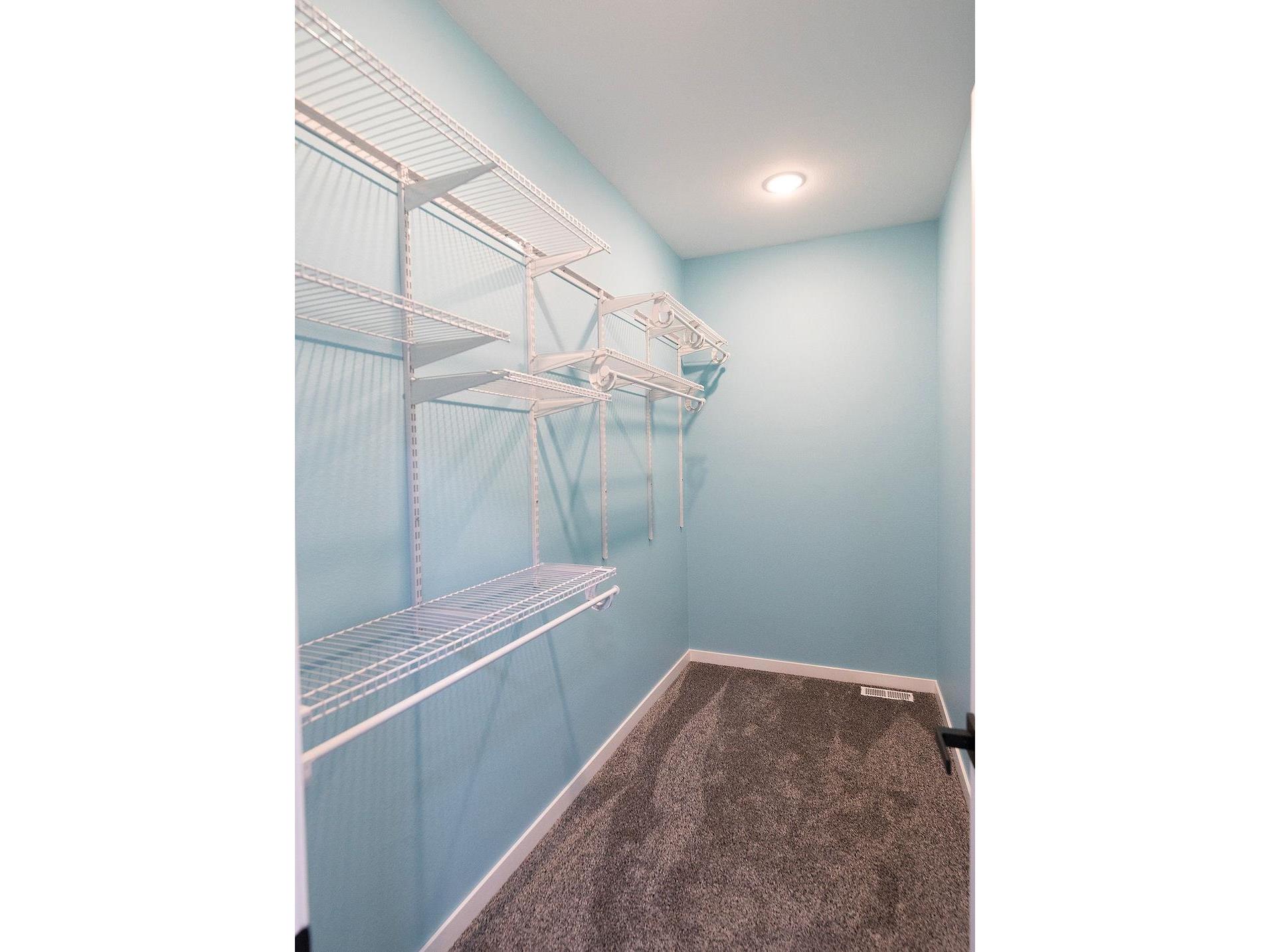 417 Elk St Duluth MN 55804 6123358 image34