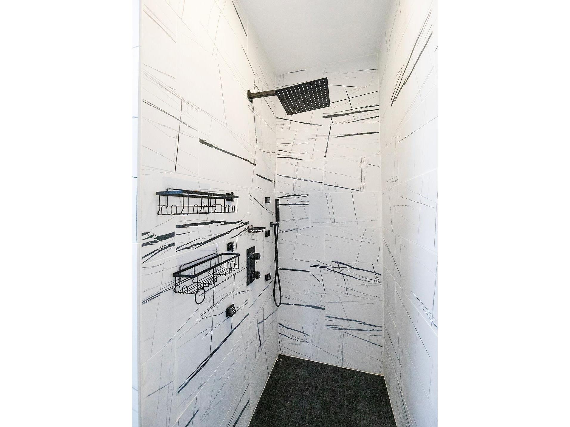 417 Elk St Duluth MN 55804 6123358 image37