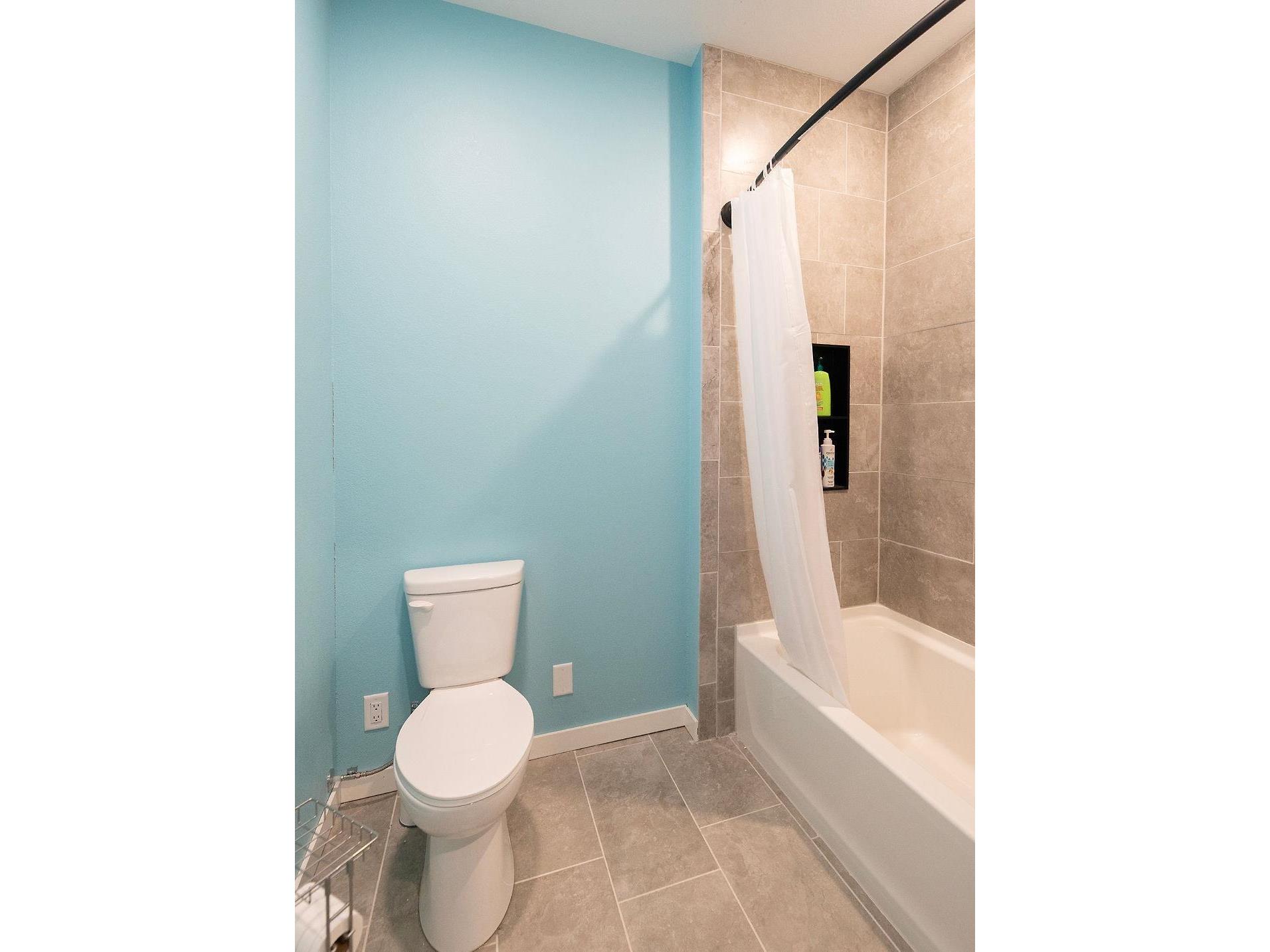 417 Elk St Duluth MN 55804 6123358 image41