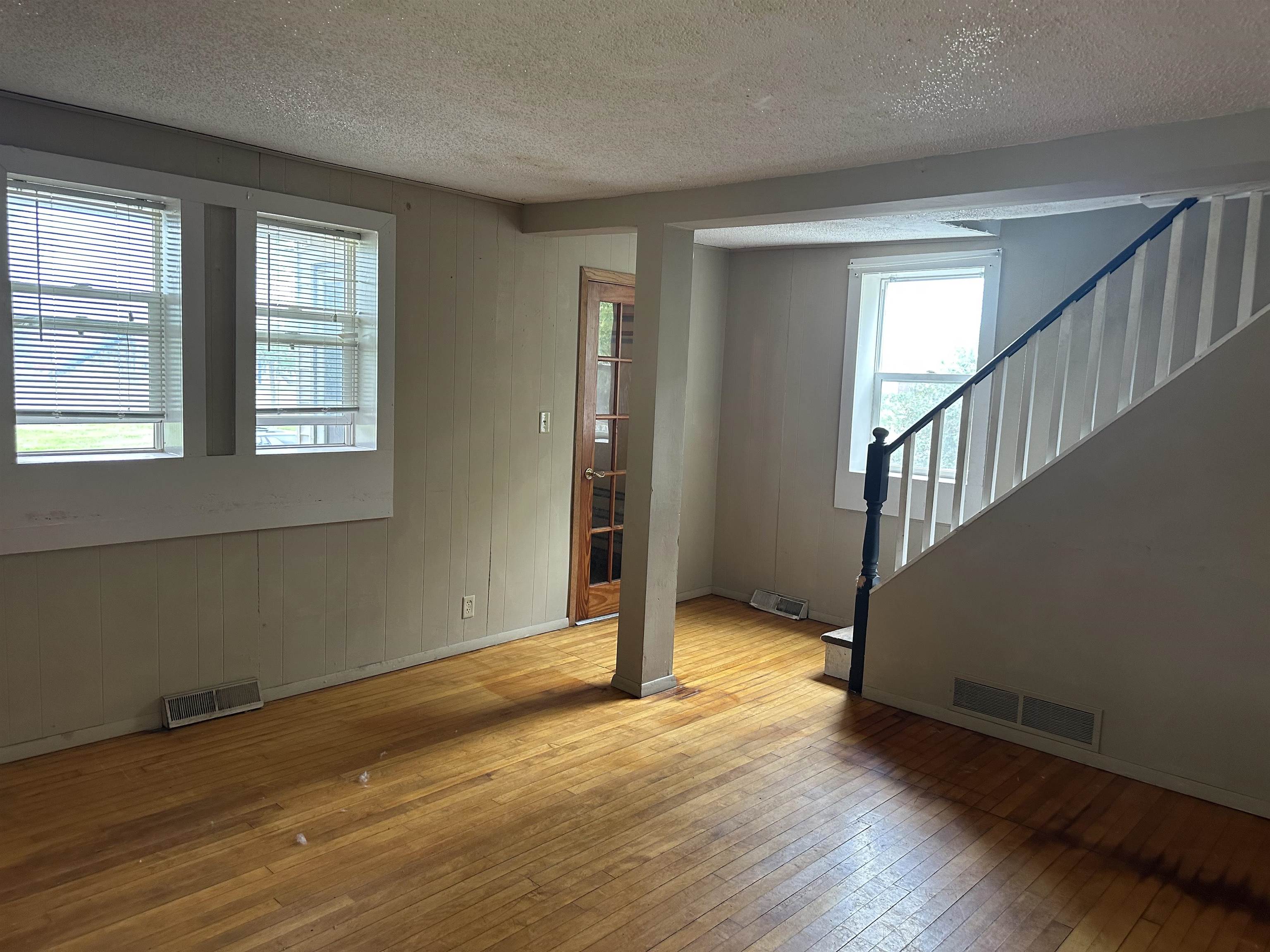 418 6th St W Ashland WI 54806 6121692 image6