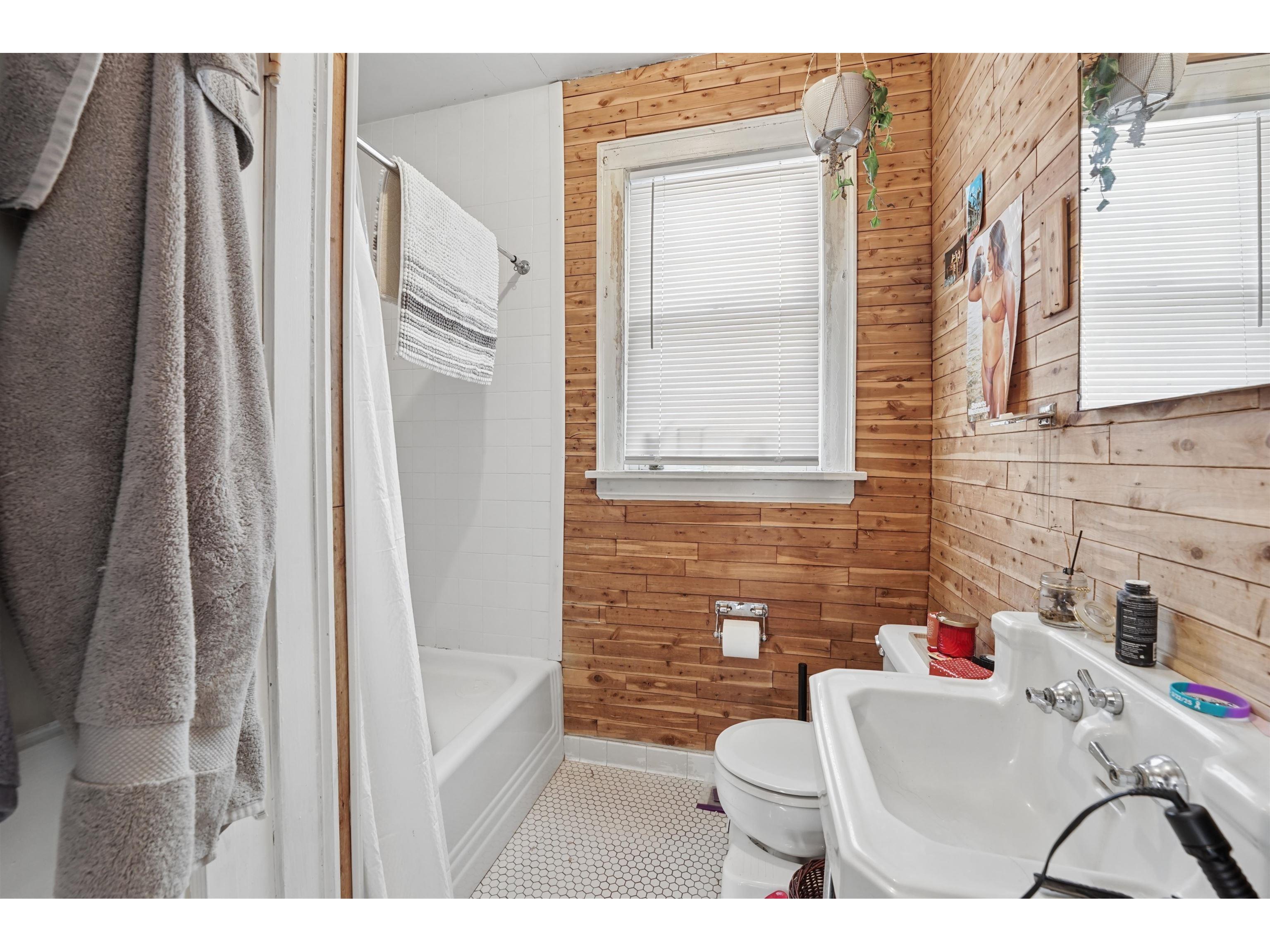 419 N 13th Ave E Duluth MN 55805 6123631 image13