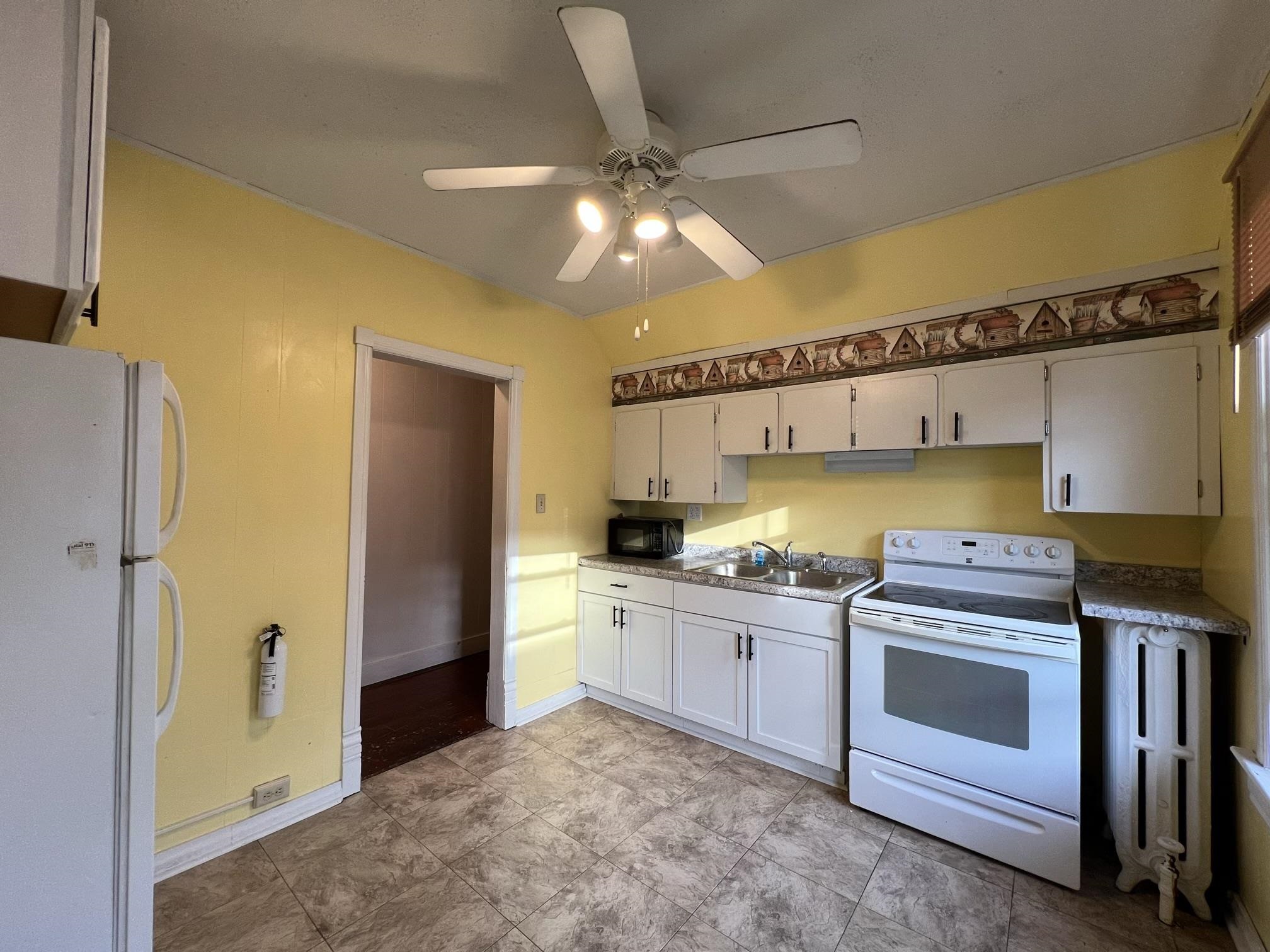 420 1/2 E Lake Shore Dr Ashland WI 54806 6123117 image2