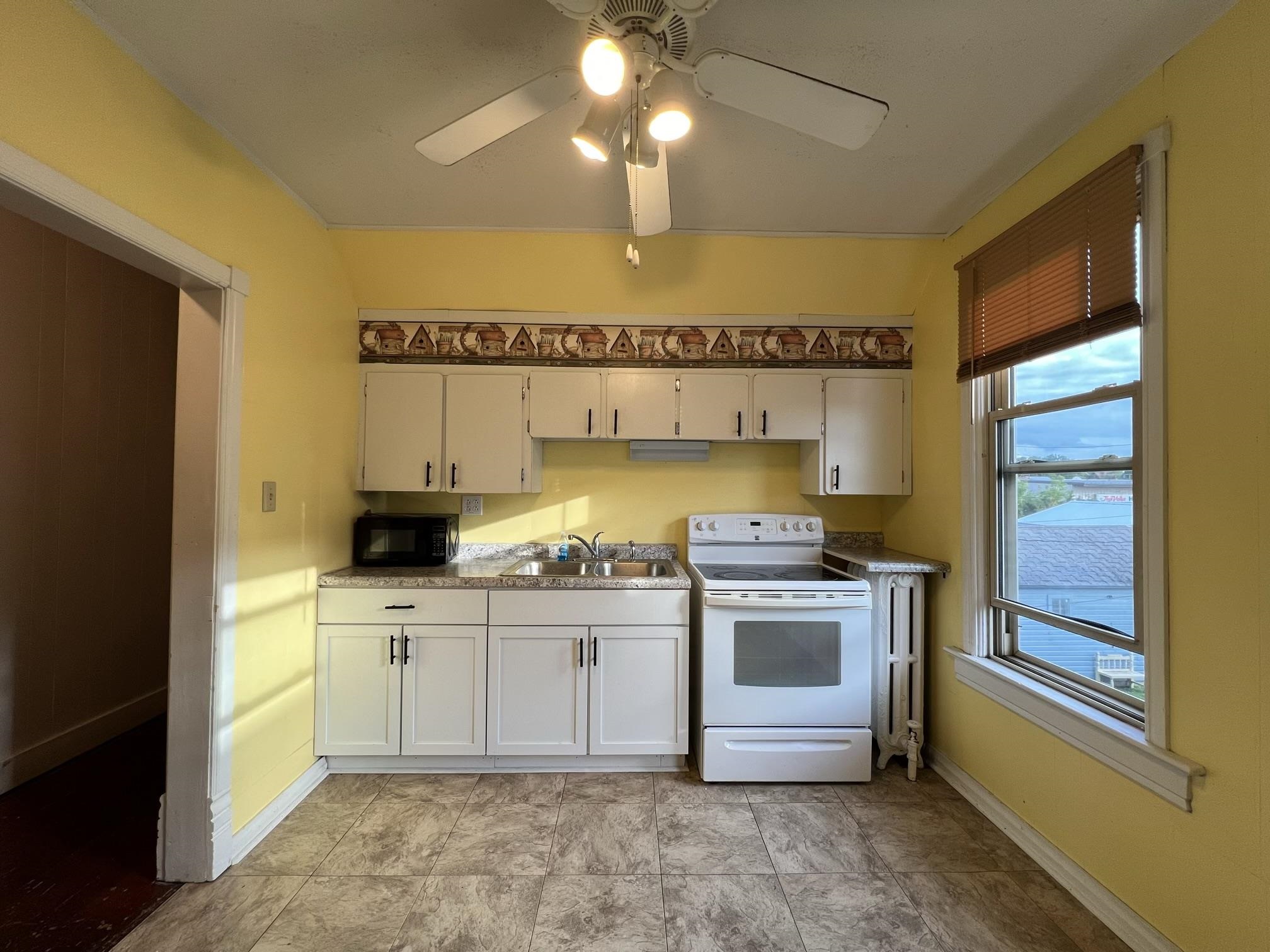 420 1/2 E Lake Shore Dr Ashland WI 54806 6123117 image3