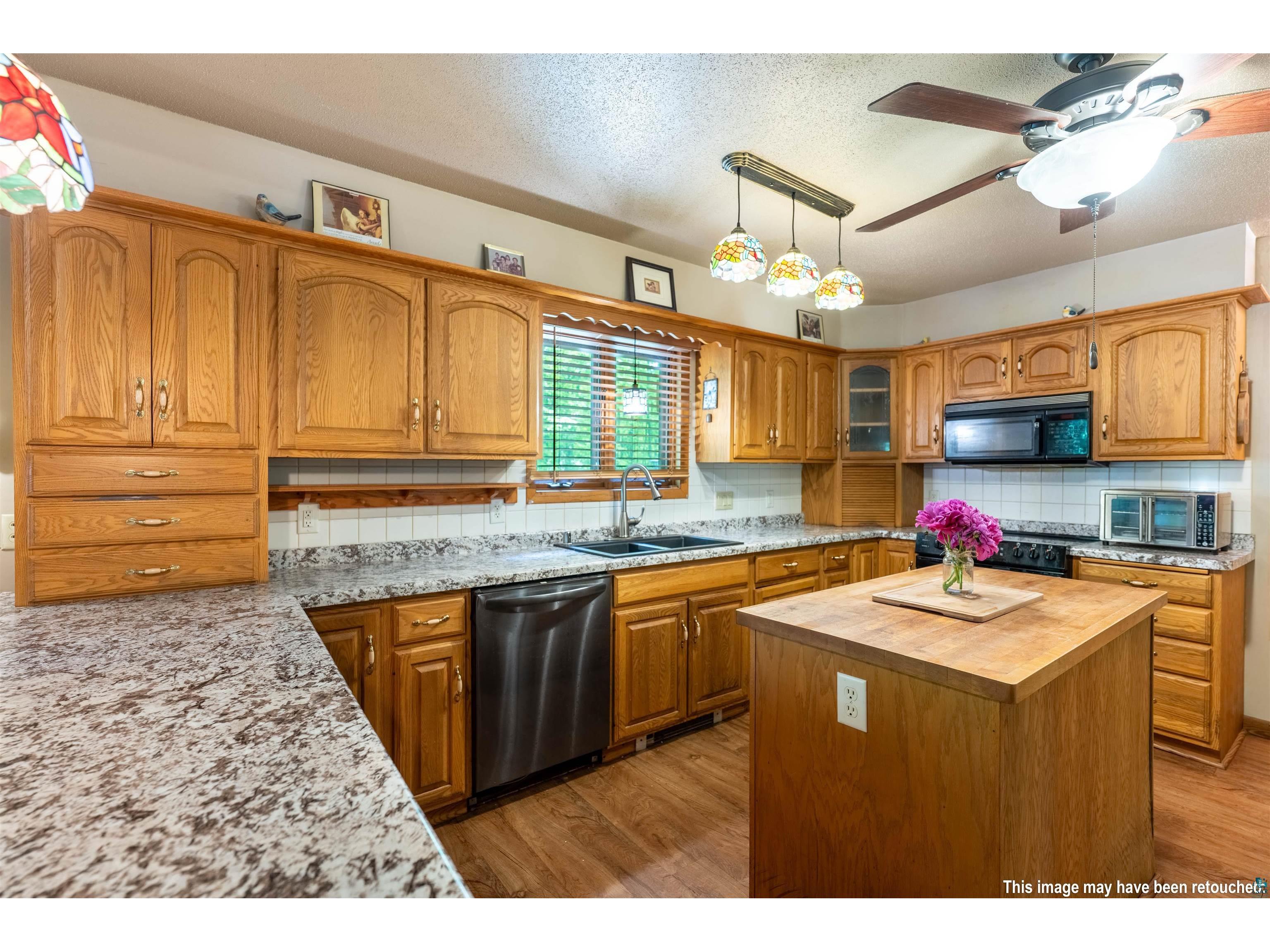420 5th Ave E Washburn WI 54891 6126020 image4