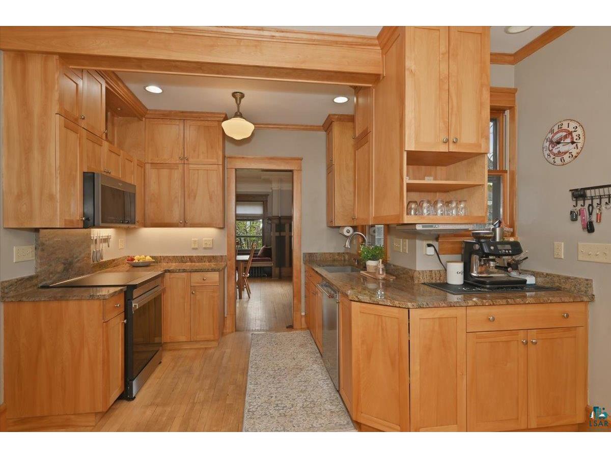 4203 Robinson St Duluth MN 55804 6125446 image12
