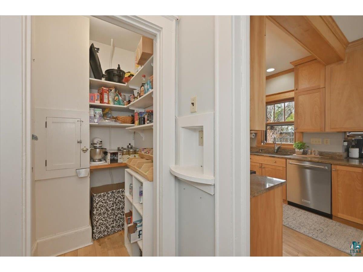 4203 Robinson St Duluth MN 55804 6125446 image16