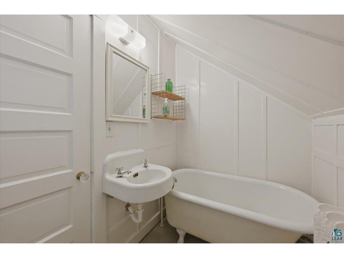 4203 Robinson St Duluth MN 55804 6125446 image38