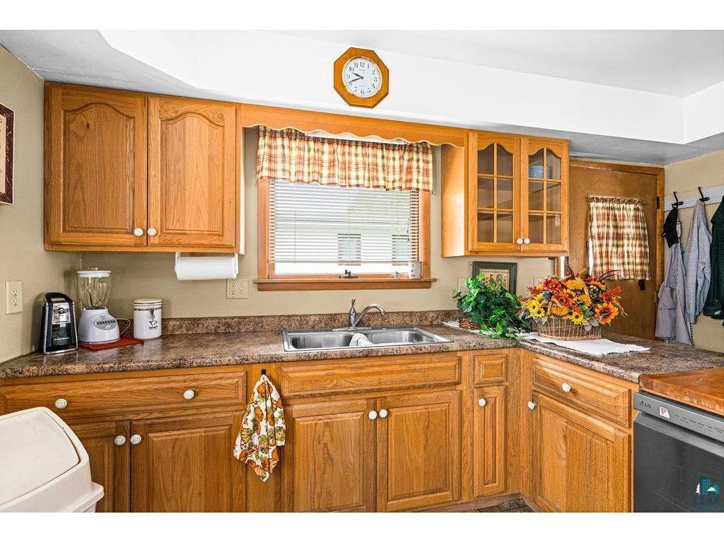 421 15th Ave Two Harbors MN 55616 6126436 image3