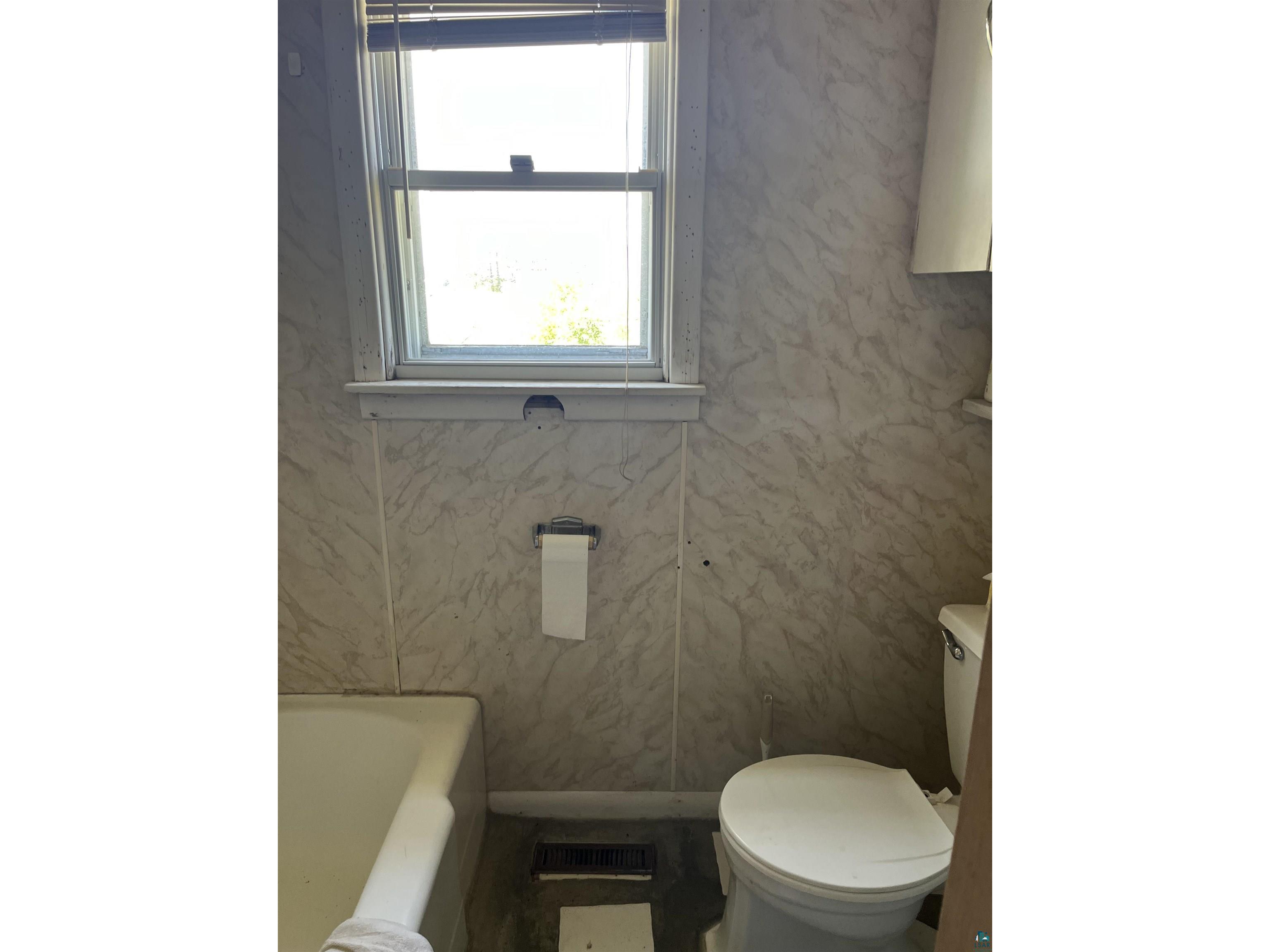 421 6th St NW Cass Lake MN 56633 6123402 image17