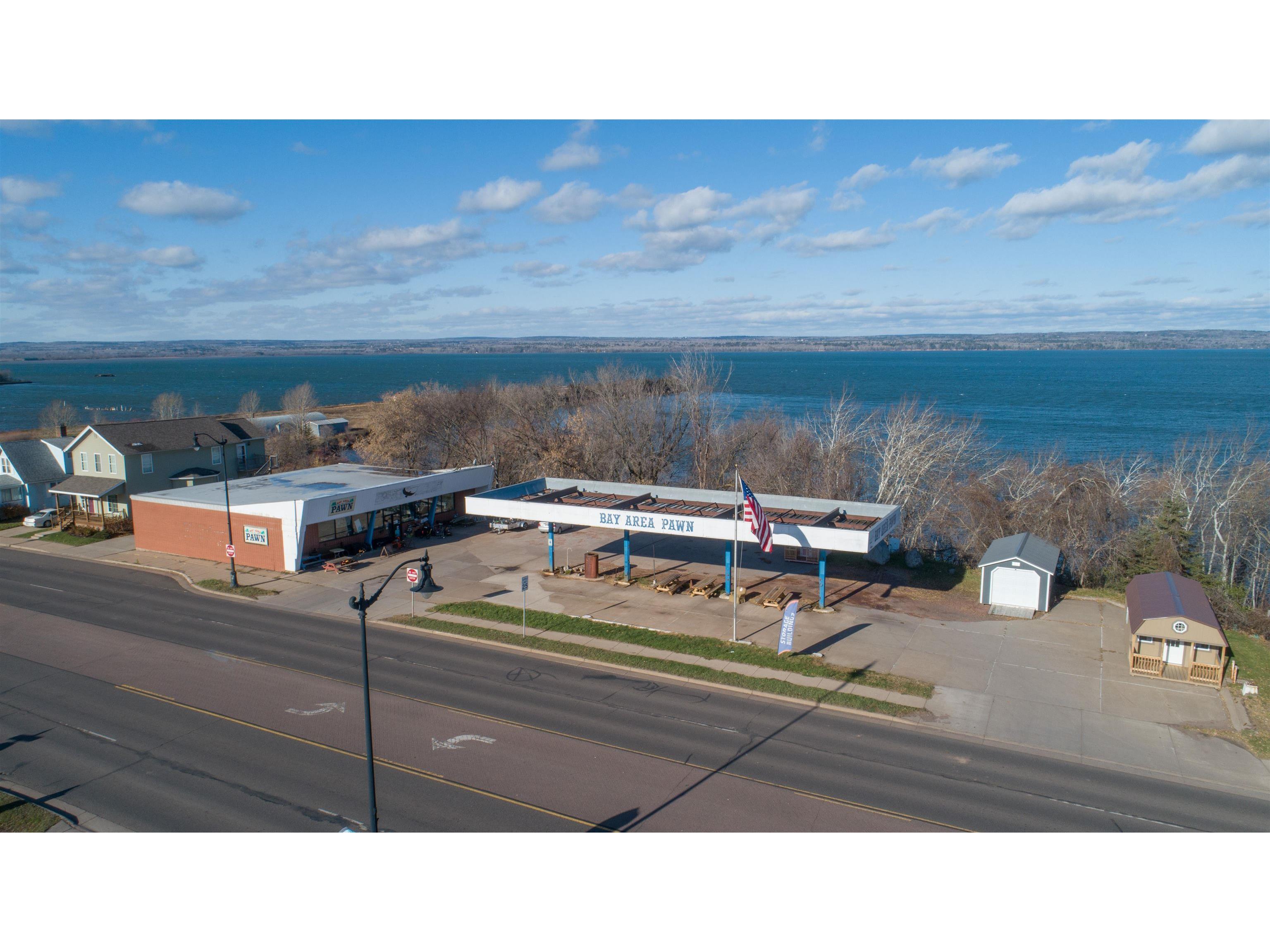 421 Lake Shore Dr W Ashland WI 54806 6123670 image1