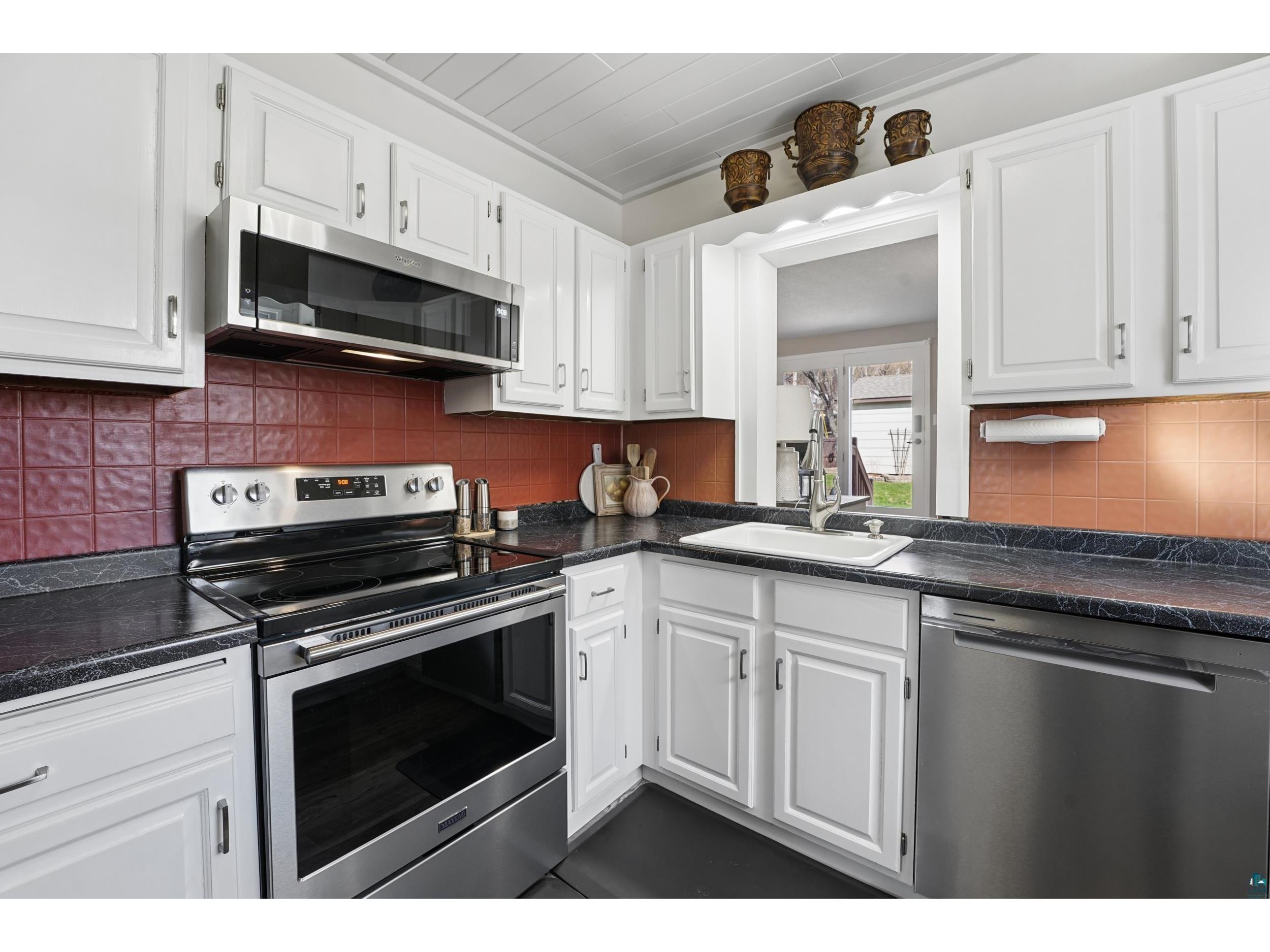 4219 W 8th St Duluth MN 55807 6125174 image8